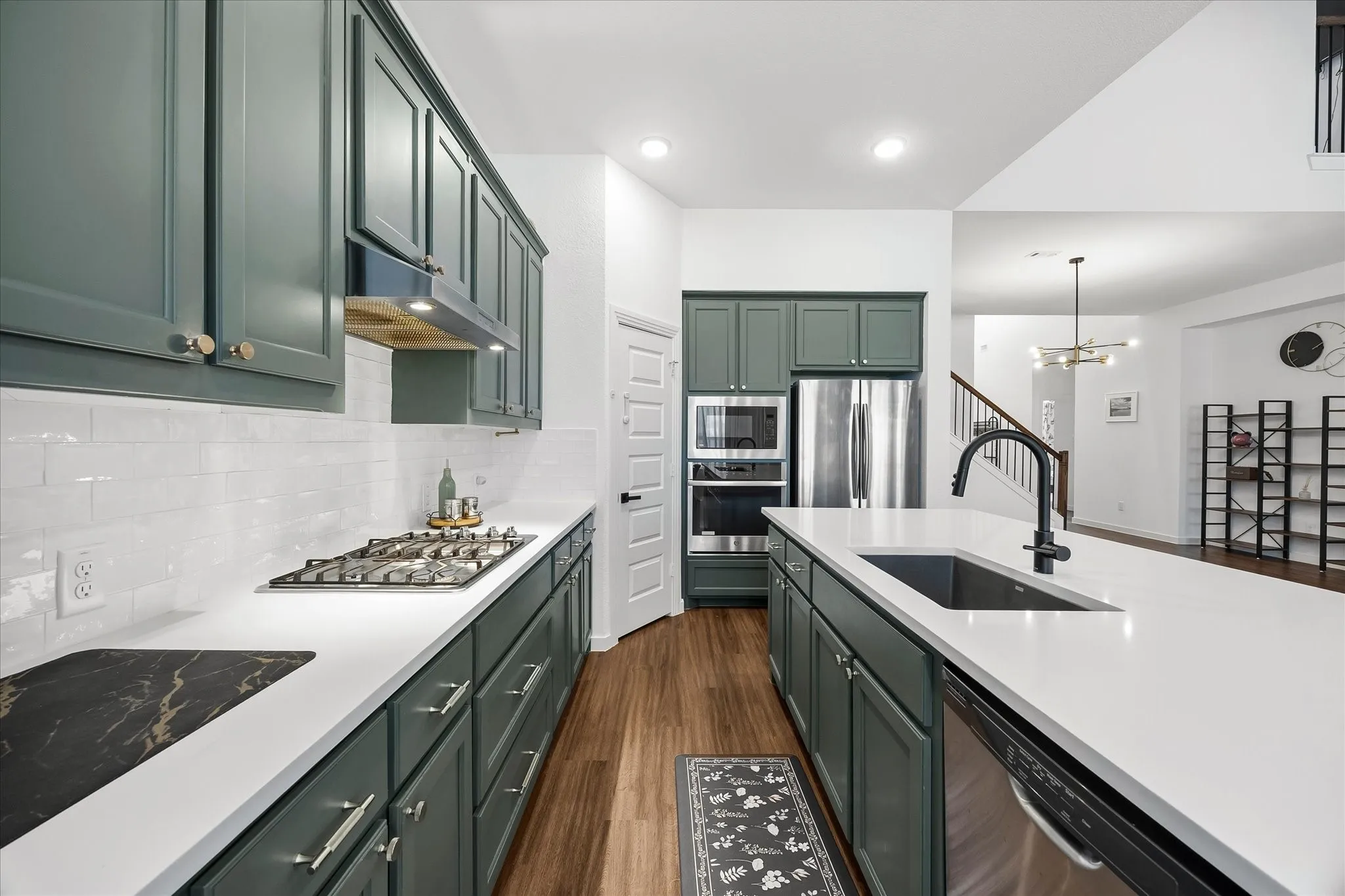 Single Family Residence For Sale in Rockwall County , 2146 Mossbrook Drive, Royse City, Texas 75189, 4 Bedroom, 3 Bathroom, 2 Garage spaces, 2,531 Sqft, built in 2019, mls#21313239, Real Estate Agent in Royse City, Homes For Sale in Rockwall county, Homes For Sale in Royse City, Realtor in Royse City Texas, Real Estate Brokerage Independent Realty Texas, Luminita Cordes Realtor