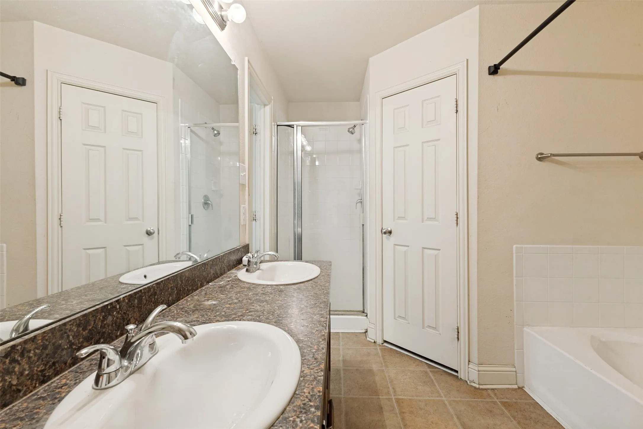 Single Family Residence For Sale in Dallas County , 13219 Alsatian Court, Dallas, Texas 75253, 4 Bedroom, 2 Bathroom, 2 Garage spaces, 1,606 Sqft, built in 2015, mls#21326793, Real Estate Agent in Dallas, Homes For Sale in Dallas county, Homes For Sale in Dallas, Realtor in Dallas Texas, Real Estate Brokerage Independent Realty Texas, Luminita Cordes Realtor