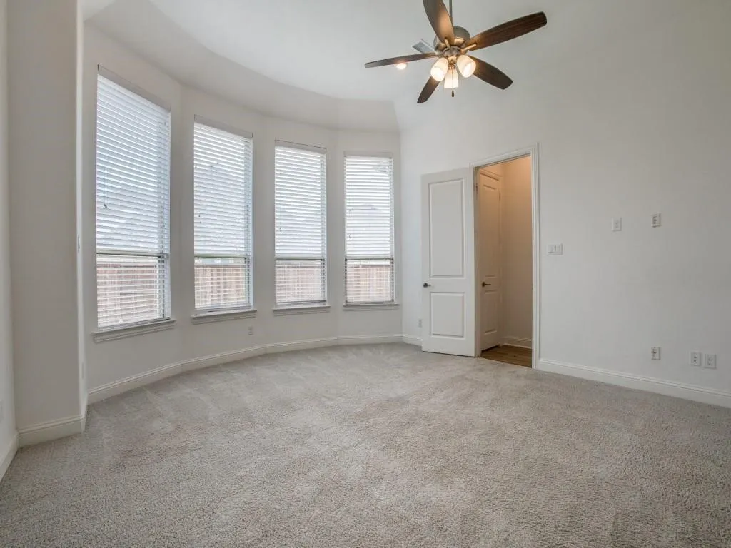 Single Family Residence For Rent in Denton County , 3930 Prairie Clover Lane, Prosper, Texas 75078, 4 Bedroom, 5 Bathroom, 3 Garage spaces, 3,302 Sqft, built in 2019, mls#21310800, Real Estate Agent in Prosper, Homes For Rent in Denton county, Homes For Rent in Prosper, Realtor in Prosper Texas, Real Estate Brokerage Independent Realty Texas, Luminita Cordes Realtor