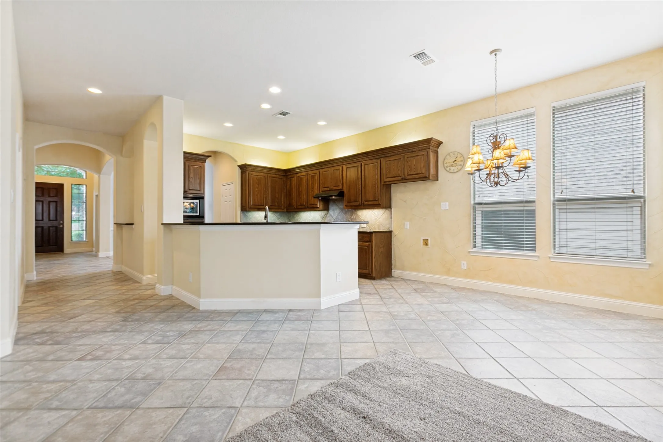 Single Family Residence For Sale in Collin County , 709 Pelican Hills Drive, Fairview, Texas 75069, 2 Bedroom, 2 Bathroom, 2 Garage spaces, 2,098 Sqft, built in 2005, mls#21317757, Real Estate Agent in Fairview, Homes For Sale in Collin county, Homes For Sale in Fairview, Realtor in Fairview Texas, Real Estate Brokerage Independent Realty Texas, Luminita Cordes Realtor