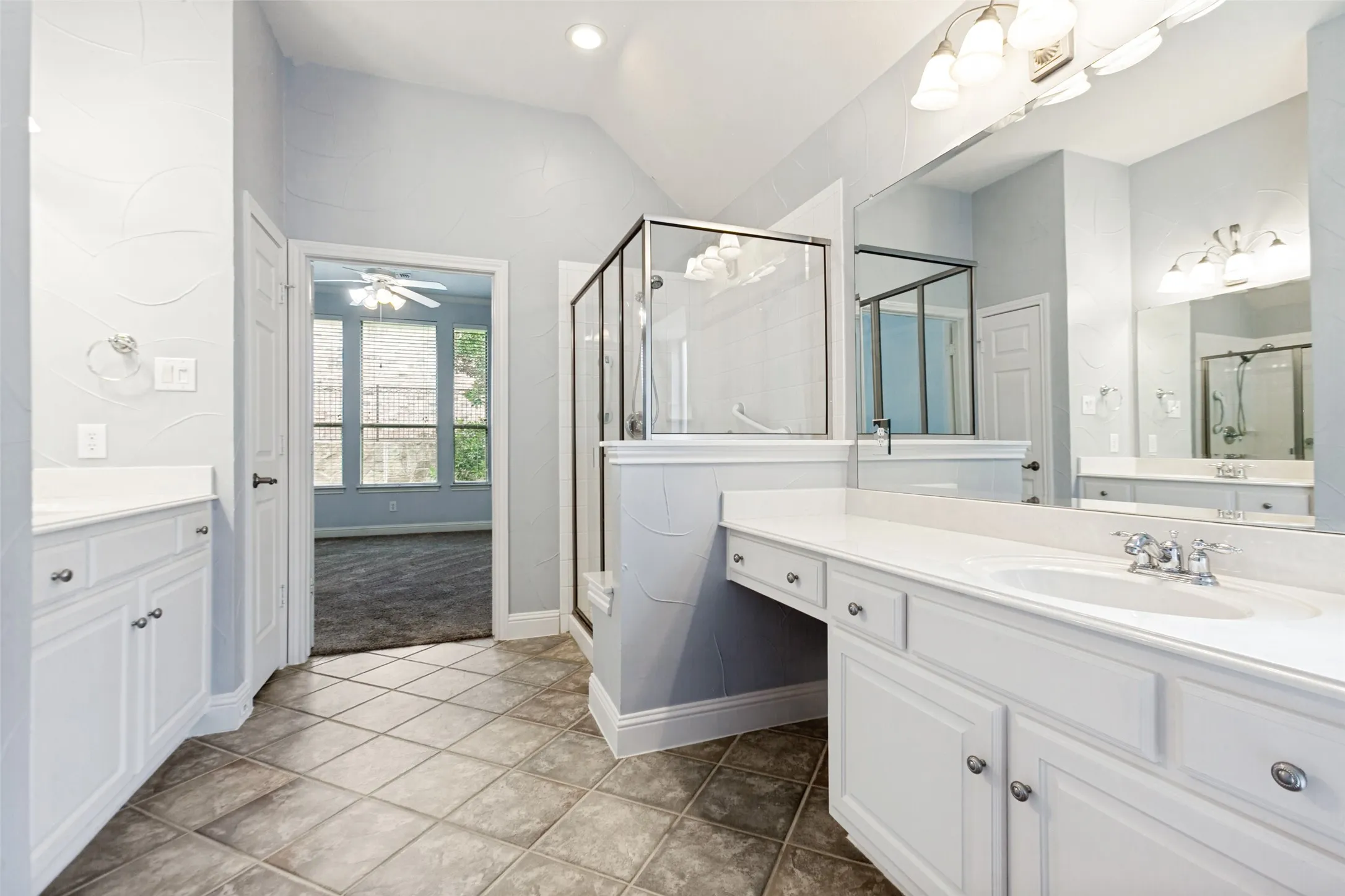Single Family Residence For Sale in Collin County , 709 Pelican Hills Drive, Fairview, Texas 75069, 2 Bedroom, 2 Bathroom, 2 Garage spaces, 2,098 Sqft, built in 2005, mls#21317757, Real Estate Agent in Fairview, Homes For Sale in Collin county, Homes For Sale in Fairview, Realtor in Fairview Texas, Real Estate Brokerage Independent Realty Texas, Luminita Cordes Realtor