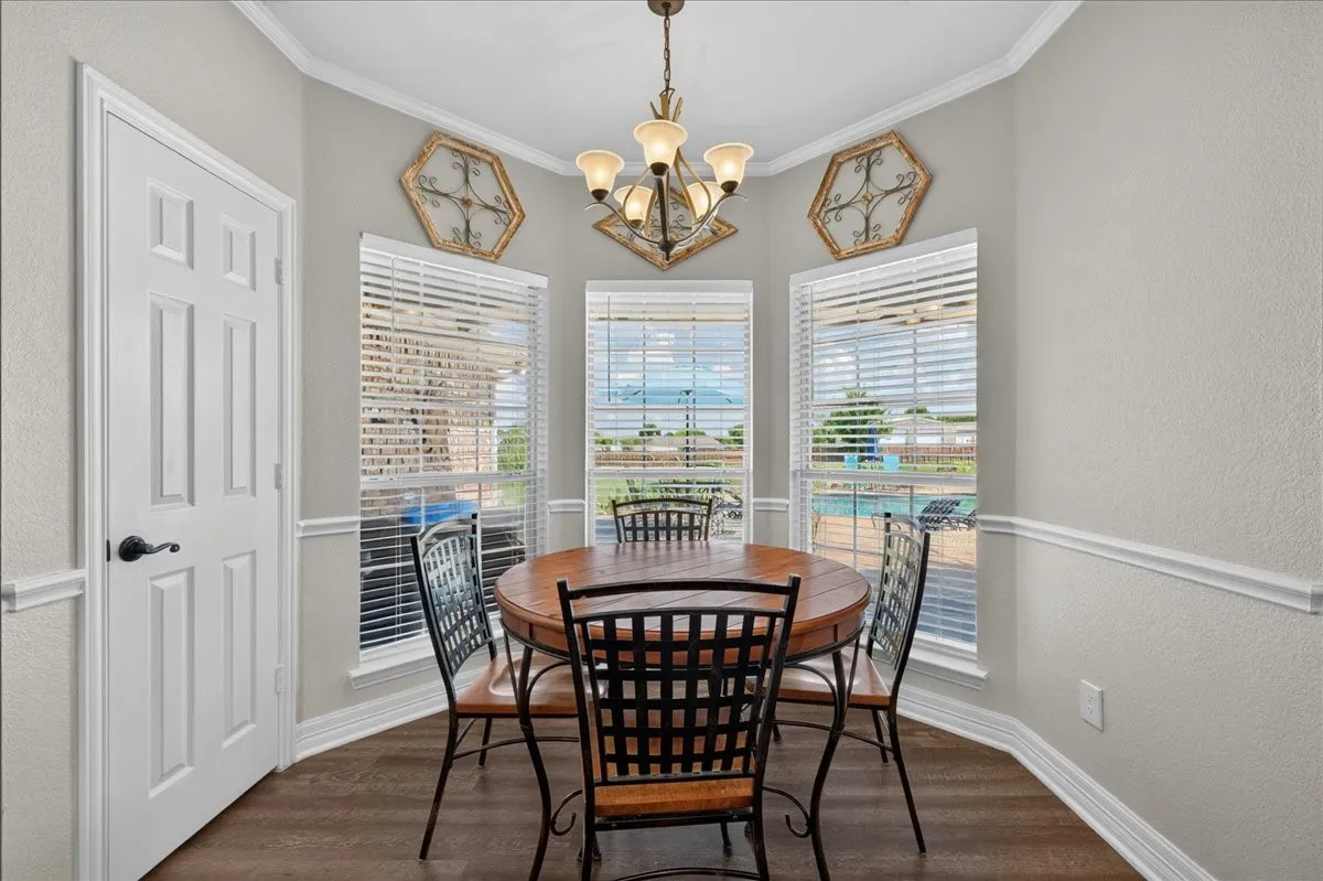 Breakfast nook with bay windows