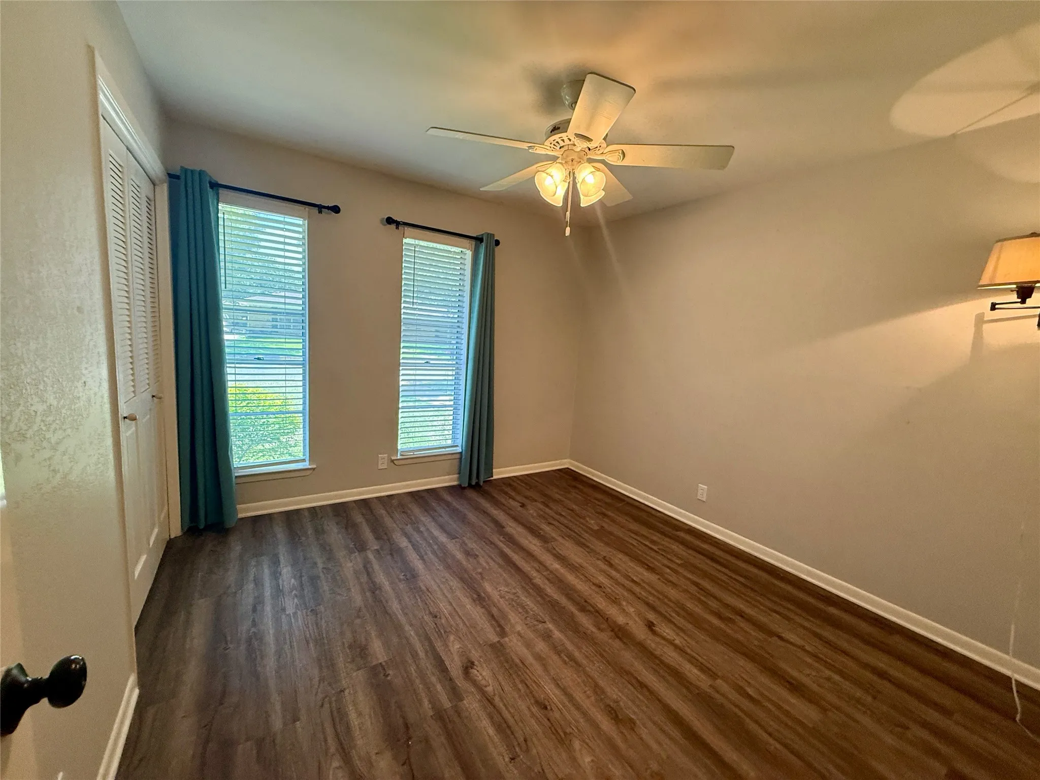 Single Family Residence For Sale in Grayson County , 3005 Anthony Drive, Sherman, Texas 75092, 4 Bedroom, 3 Bathroom, 2 Garage spaces, 2,461 Sqft, built in 1973, Price $359,000, mls#21321683, Real Estate Agent in Sherman, Homes For Sale in Grayson county, Homes For Sale in Sherman, Realtor in Sherman Texas, Real Estate Brokerage Independent Realty Texas, Luminita Cordes Realtor
