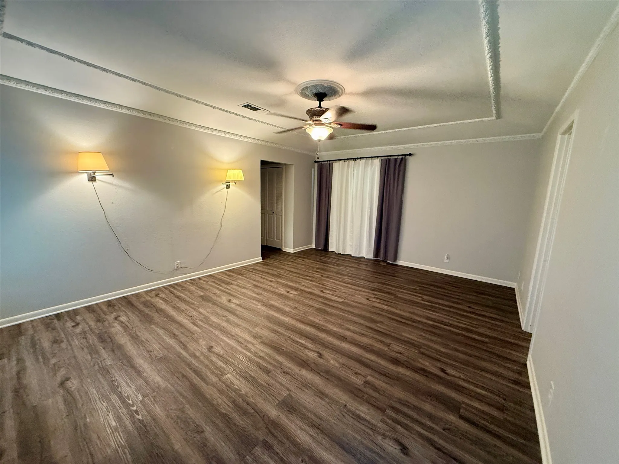 Single Family Residence For Sale in Grayson County , 3005 Anthony Drive, Sherman, Texas 75092, 4 Bedroom, 3 Bathroom, 2 Garage spaces, 2,461 Sqft, built in 1973, Price $359,000, mls#21321683, Real Estate Agent in Sherman, Homes For Sale in Grayson county, Homes For Sale in Sherman, Realtor in Sherman Texas, Real Estate Brokerage Independent Realty Texas, Luminita Cordes Realtor