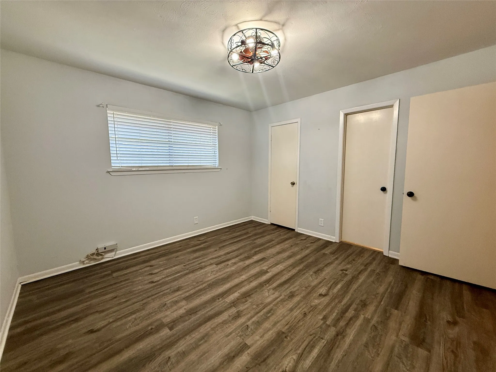 Single Family Residence For Sale in Grayson County , 3005 Anthony Drive, Sherman, Texas 75092, 4 Bedroom, 3 Bathroom, 2 Garage spaces, 2,461 Sqft, built in 1973, Price $359,000, mls#21321683, Real Estate Agent in Sherman, Homes For Sale in Grayson county, Homes For Sale in Sherman, Realtor in Sherman Texas, Real Estate Brokerage Independent Realty Texas, Luminita Cordes Realtor