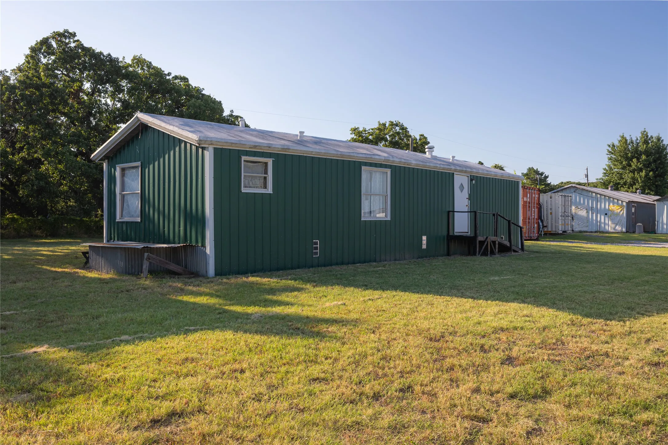 Warehouse For Sale in Parker County , 2520 E Highway 199, Springtown, Texas 76082, 0, 0, Garage spaces, 0 Sqft, built in 2010, mls#21326724, Real Estate Agent in Springtown, Homes For Sale in Parker county, Homes For Sale in Springtown, Realtor in Springtown Texas, Real Estate Brokerage Independent Realty Texas, Luminita Cordes Realtor