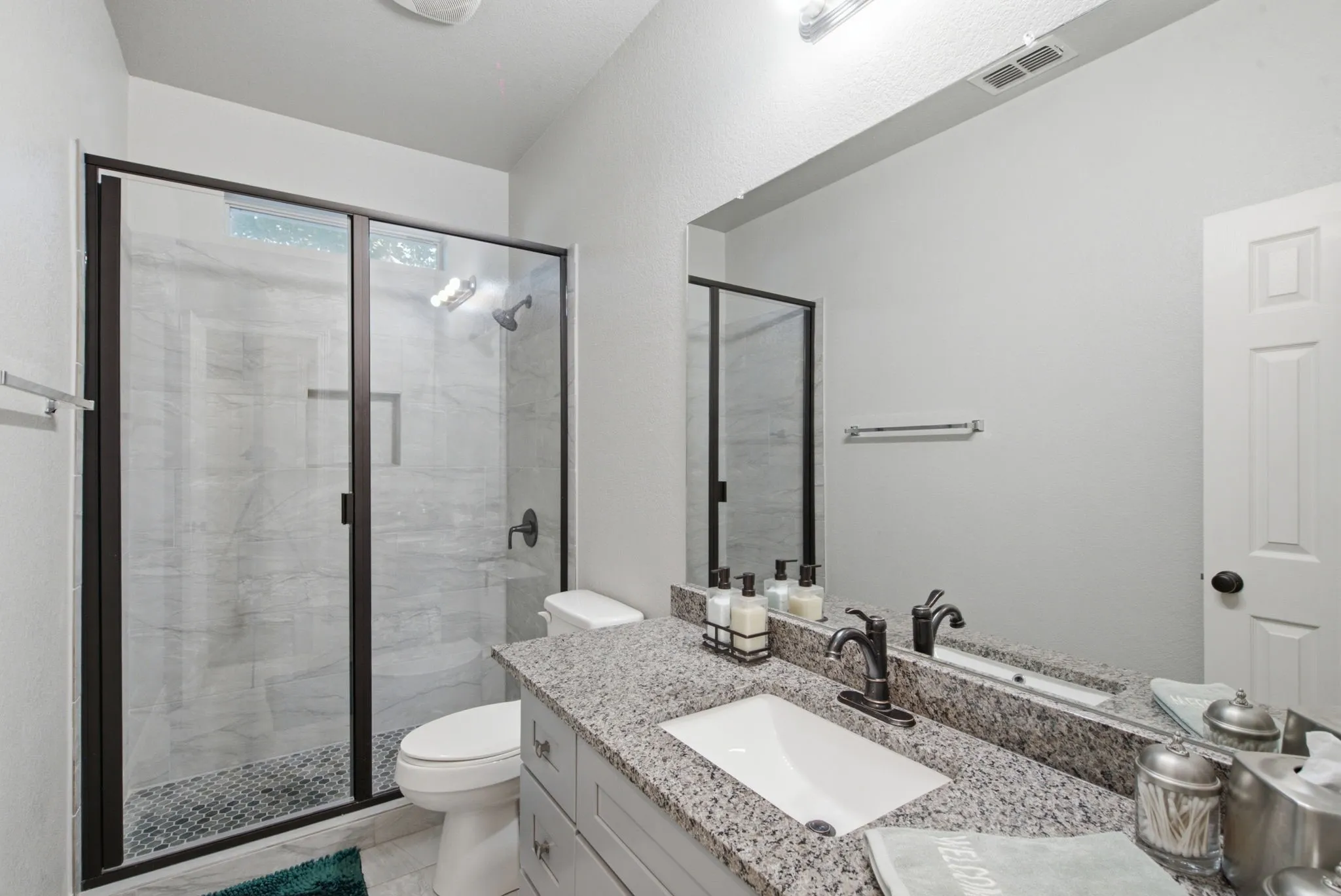 Single Family Residence For Sale in Parker County , 2413 Scotts Meadow Court, Weatherford, Texas 76087, 3 Bedroom, 2 Bathroom, 2 Garage spaces, 1,734 Sqft, built in 2005, mls#21324181, Real Estate Agent in Weatherford, Homes For Sale in Parker county, Homes For Sale in Weatherford, Realtor in Weatherford Texas, Real Estate Brokerage Independent Realty Texas, Luminita Cordes Realtor