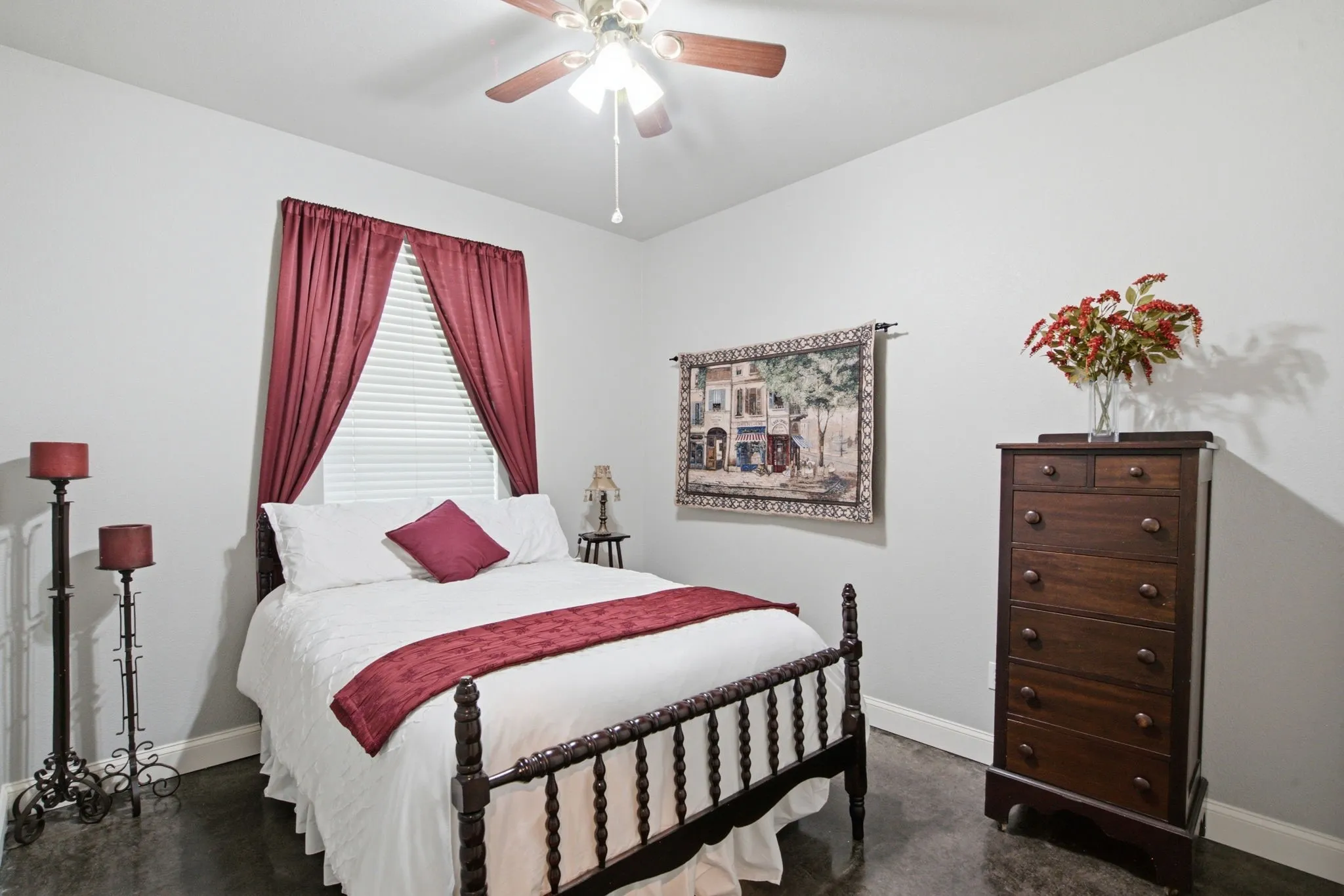 Single Family Residence For Sale in Parker County , 2413 Scotts Meadow Court, Weatherford, Texas 76087, 3 Bedroom, 2 Bathroom, 2 Garage spaces, 1,734 Sqft, built in 2005, mls#21324181, Real Estate Agent in Weatherford, Homes For Sale in Parker county, Homes For Sale in Weatherford, Realtor in Weatherford Texas, Real Estate Brokerage Independent Realty Texas, Luminita Cordes Realtor