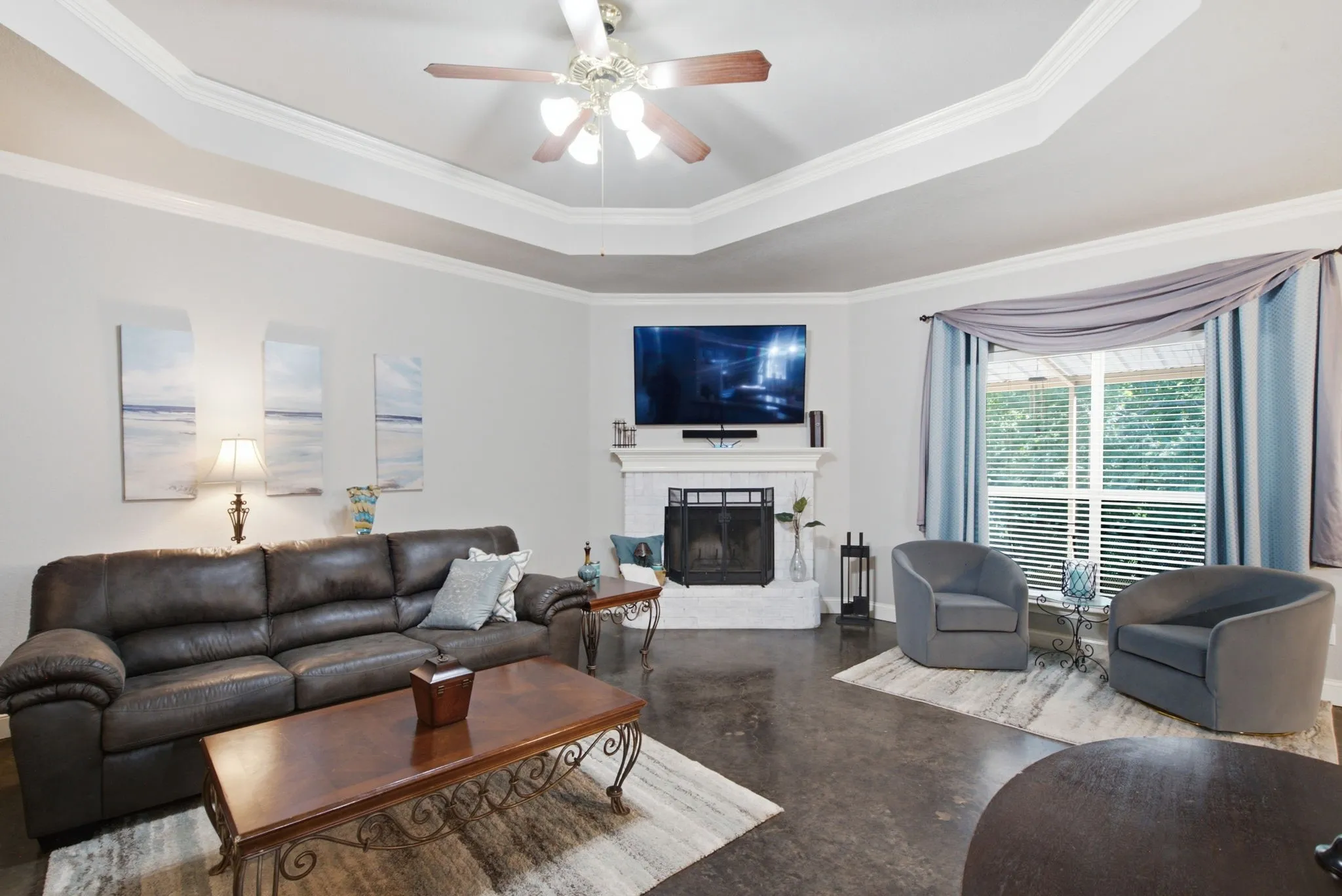 Single Family Residence For Sale in Parker County , 2413 Scotts Meadow Court, Weatherford, Texas 76087, 3 Bedroom, 2 Bathroom, 2 Garage spaces, 1,734 Sqft, built in 2005, mls#21324181, Real Estate Agent in Weatherford, Homes For Sale in Parker county, Homes For Sale in Weatherford, Realtor in Weatherford Texas, Real Estate Brokerage Independent Realty Texas, Luminita Cordes Realtor