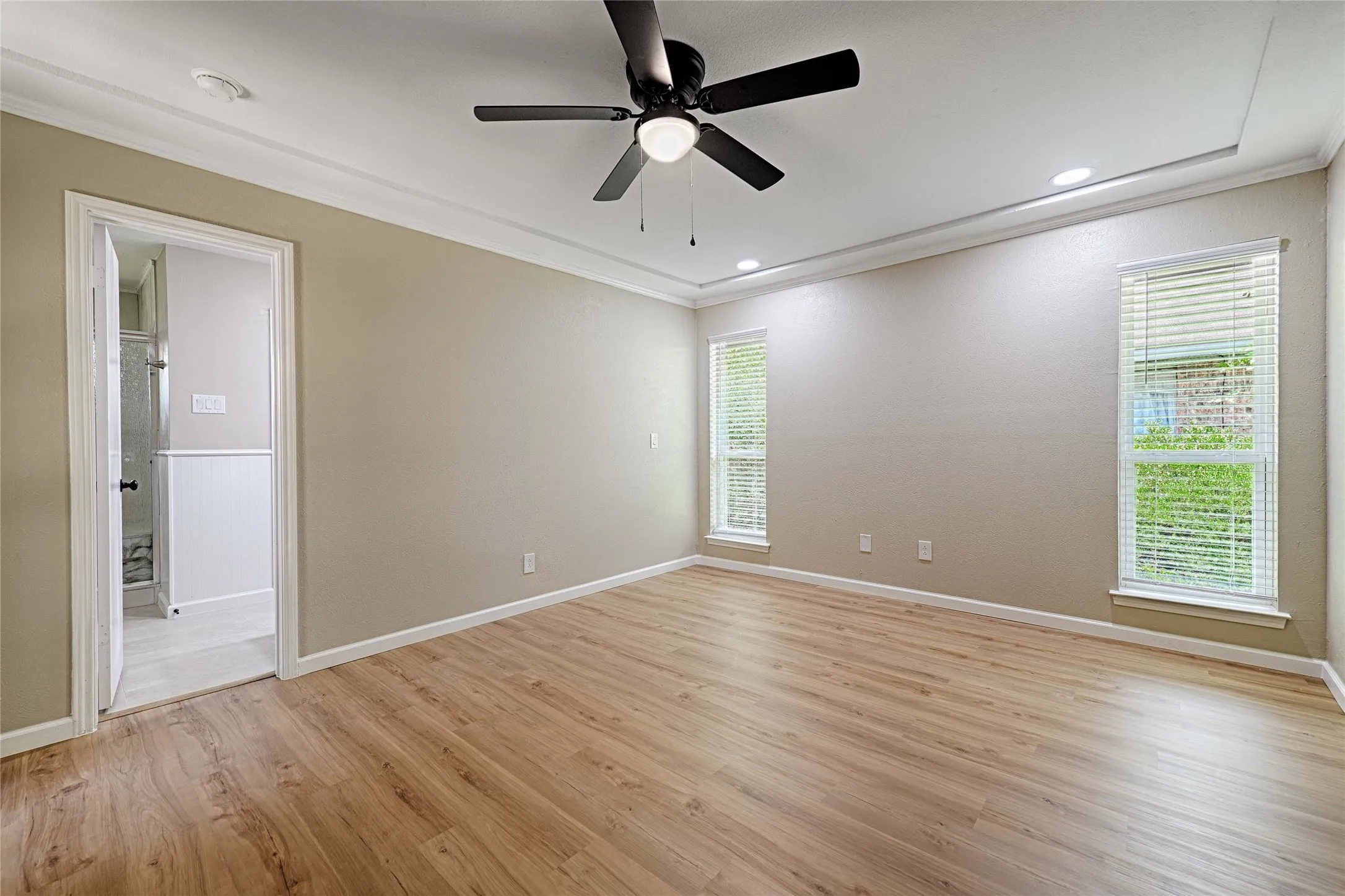 Single Family Residence For Sale in Denton County , 1610 Belltower Court, Lewisville, Texas 75067, 3 Bedroom, 2 Bathroom, 2 Garage spaces, 1,916 Sqft, built in 1987, mls#21318142, Real Estate Agent in Lewisville, Homes For Sale in Denton county, Homes For Sale in Lewisville, Realtor in Lewisville Texas, Real Estate Brokerage Independent Realty Texas, Luminita Cordes Realtor