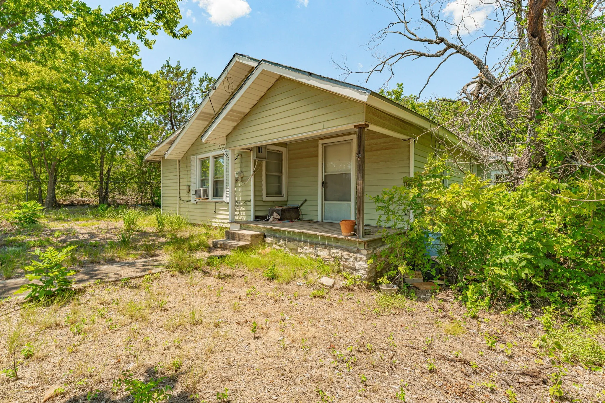 Unimproved Land For Sale in Erath County , 654 Private Road 1129, Stephenville, Texas 76401, 0, 0, Garage spaces, 0 Sqft, built in 0, Price $1,800,000, mls#21325022, Real Estate Agent in Stephenville, Homes For Sale in Erath county, Homes For Sale in Stephenville, Realtor in Stephenville Texas, Real Estate Brokerage Independent Realty Texas, Luminita Cordes Realtor