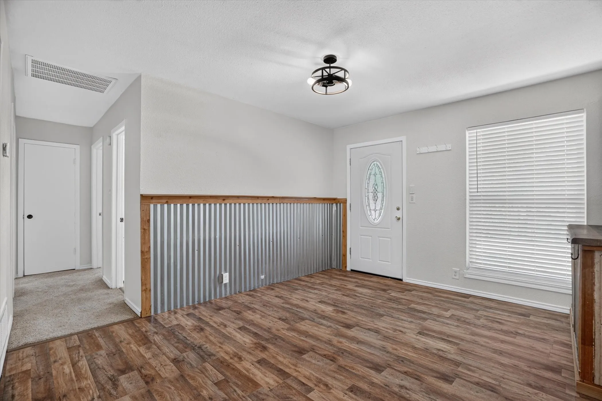 Single Family Residence For Sale in Parker County , 186 Garnet Road, Springtown, Texas 76082, 3 Bedroom, 1 Bathroom, 1 Garage spaces, 932 Sqft, built in 0, mls#21326472, Real Estate Agent in Springtown, Homes For Sale in Parker county, Homes For Sale in Springtown, Realtor in Springtown Texas, Real Estate Brokerage Independent Realty Texas, Luminita Cordes Realtor