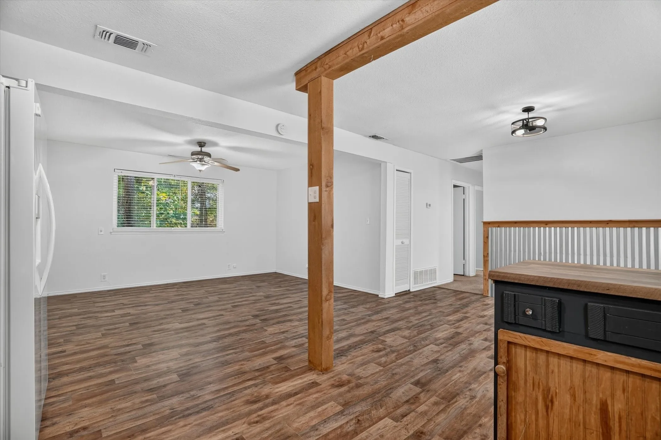 Single Family Residence For Sale in Parker County , 186 Garnet Road, Springtown, Texas 76082, 3 Bedroom, 1 Bathroom, 1 Garage spaces, 932 Sqft, built in 0, mls#21326472, Real Estate Agent in Springtown, Homes For Sale in Parker county, Homes For Sale in Springtown, Realtor in Springtown Texas, Real Estate Brokerage Independent Realty Texas, Luminita Cordes Realtor
