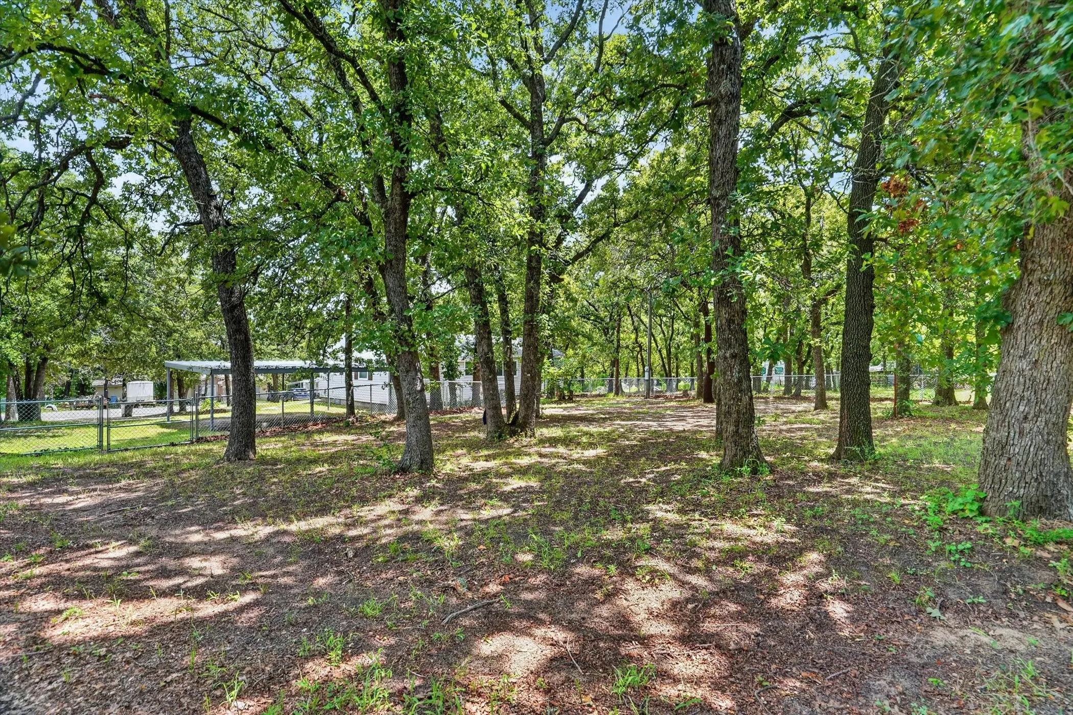 Single Family Residence For Sale in Parker County , 186 Garnet Road, Springtown, Texas 76082, 3 Bedroom, 1 Bathroom, 1 Garage spaces, 932 Sqft, built in 0, mls#21326472, Real Estate Agent in Springtown, Homes For Sale in Parker county, Homes For Sale in Springtown, Realtor in Springtown Texas, Real Estate Brokerage Independent Realty Texas, Luminita Cordes Realtor