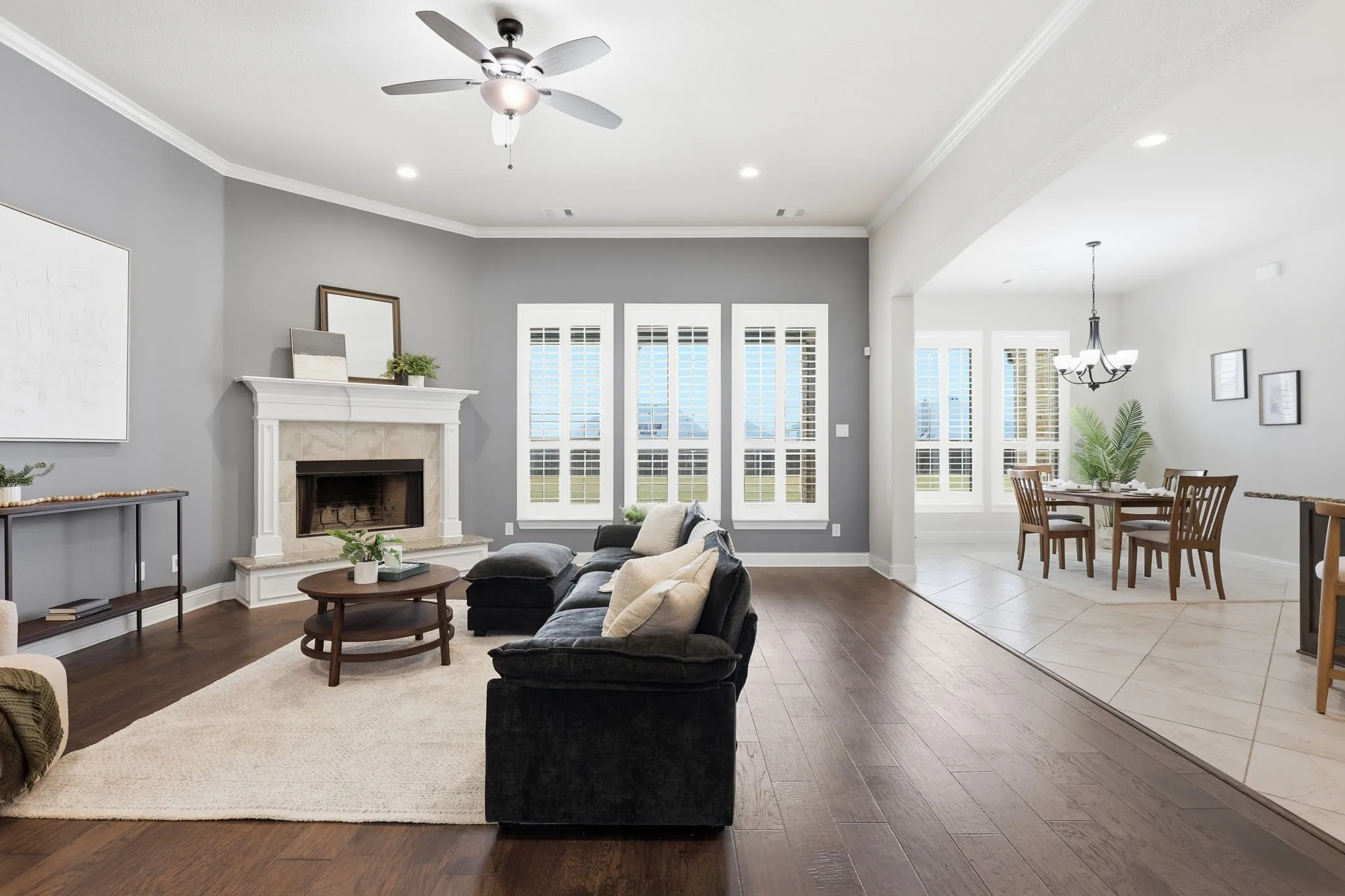 Single Family Residence For Sale in Ellis County , 8260 Faithful Drive, Waxahachie, Texas 75167, 4 Bedroom, 4 Bathroom, 6 Garage spaces, 3,096 Sqft, built in 2019, mls#21321774, Real Estate Agent in Waxahachie, Homes For Sale in Ellis county, Homes For Sale in Waxahachie, Realtor in Waxahachie Texas, Real Estate Brokerage Independent Realty Texas, Luminita Cordes Realtor