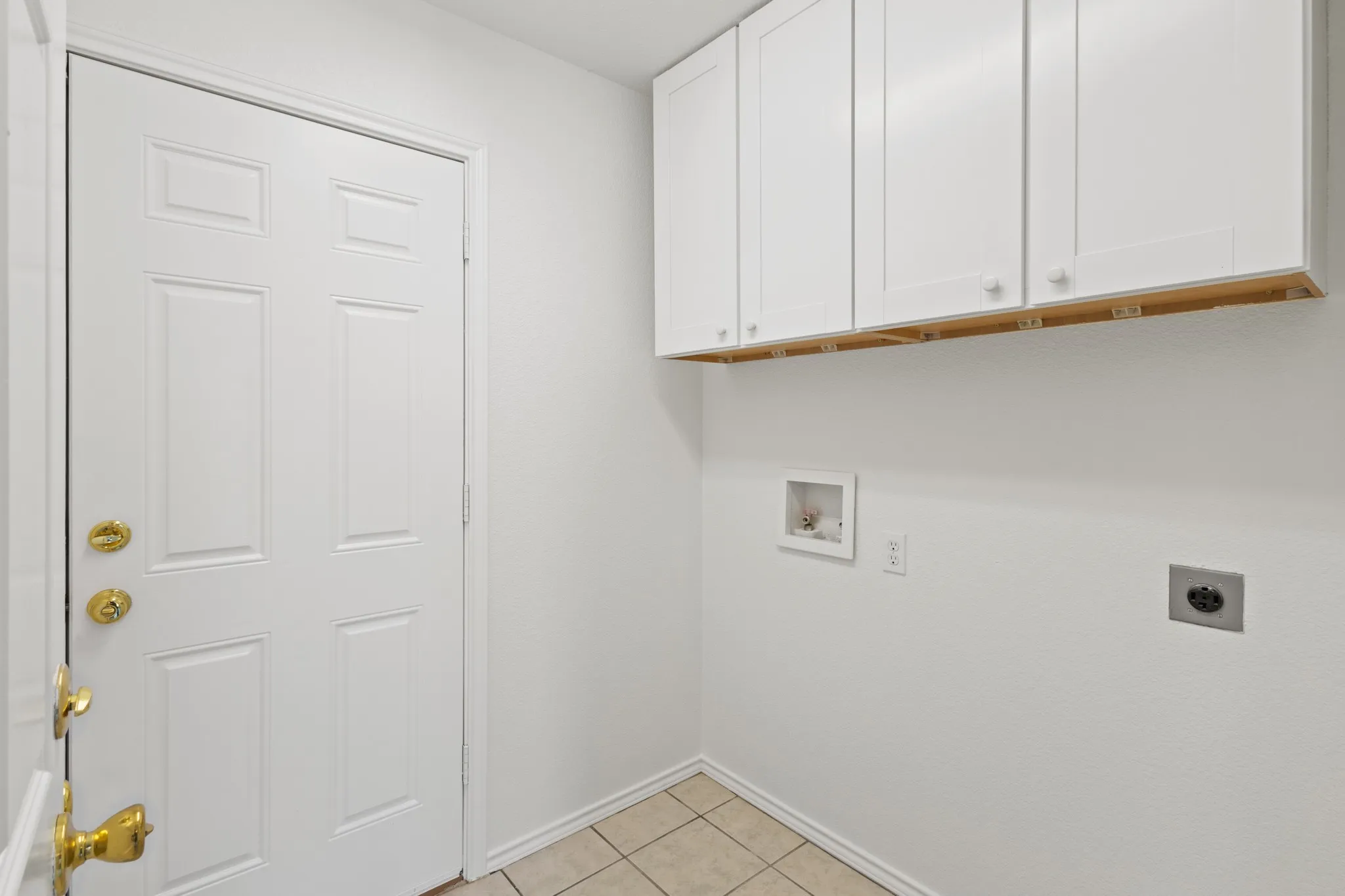 Single Family Residence For Rent in Denton County , 1011 Waterview Drive, Little Elm, Texas 75068, 3 Bedroom, 2 Bathroom, 2 Garage spaces, 1,245 Sqft, built in 1999, mls#21326897, Real Estate Agent in Little Elm, Homes For Rent in Denton county, Homes For Rent in Little Elm, Realtor in Little Elm Texas, Real Estate Brokerage Independent Realty Texas, Luminita Cordes Realtor