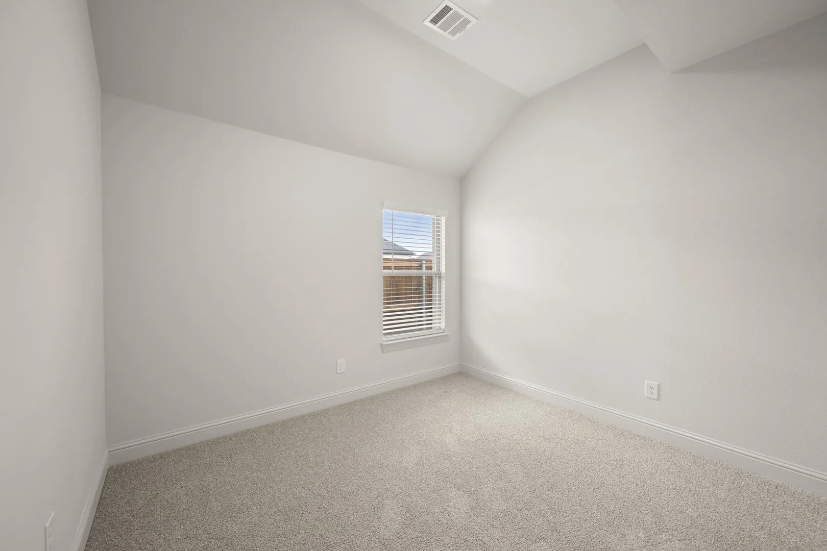 4638 Sweeprange- Bedroom-1