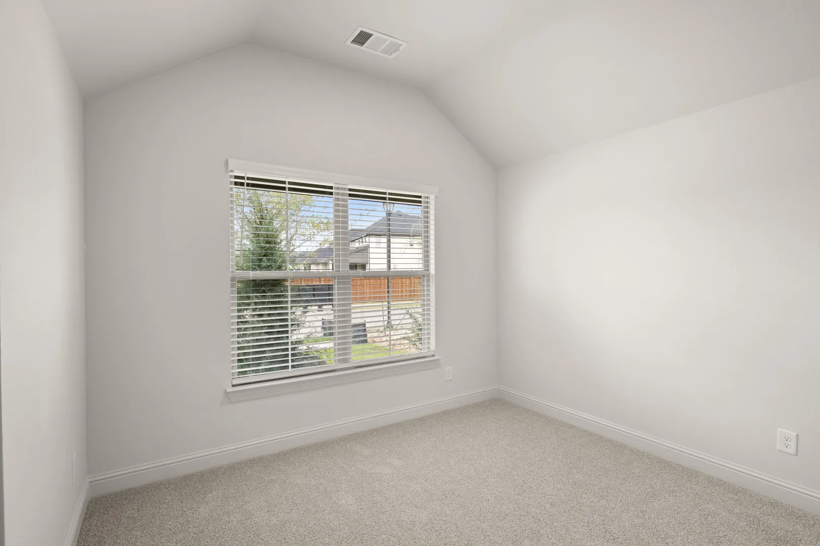 4638 Sweeprange- Bedroom-2