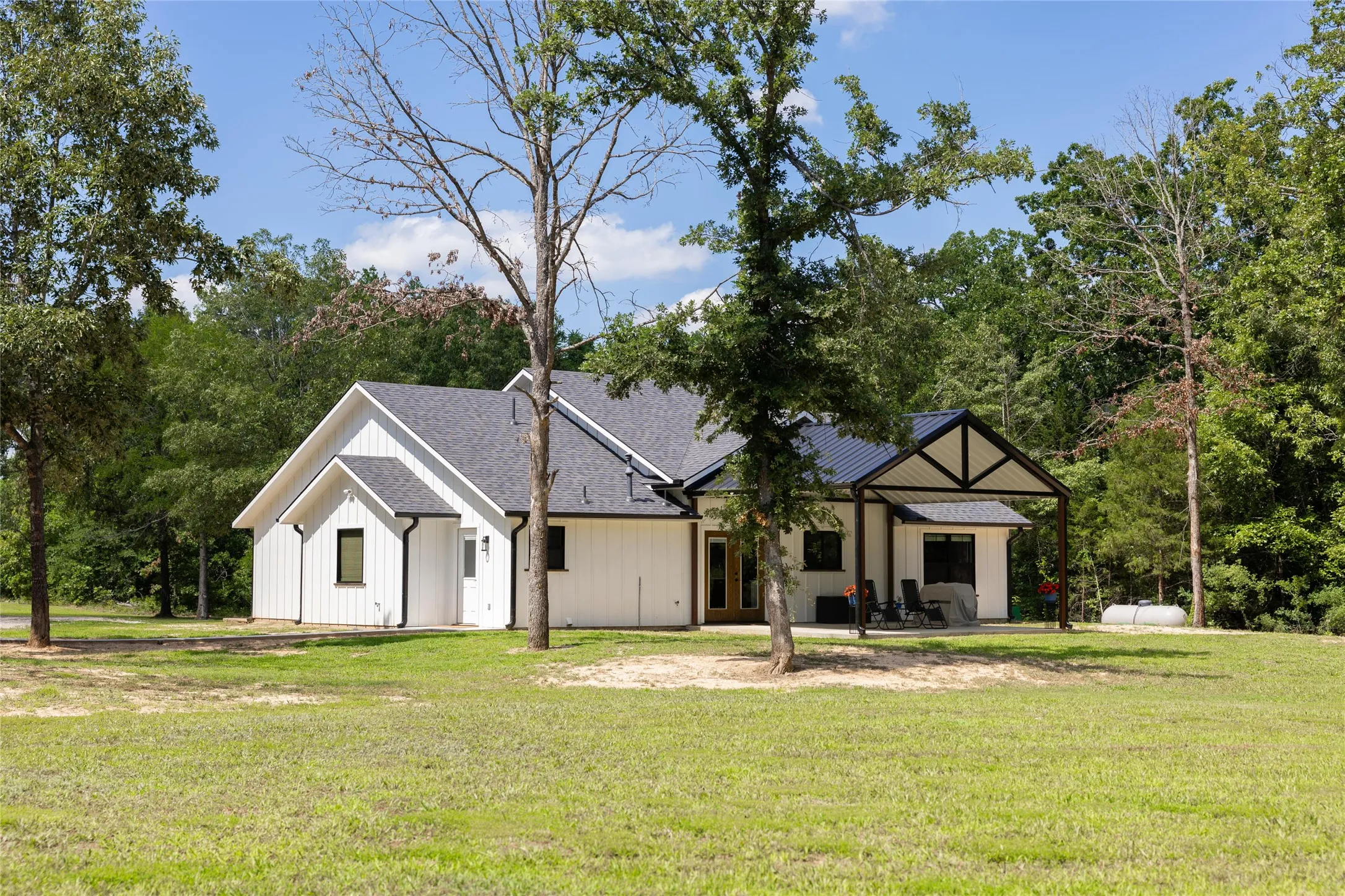 Single Family Residence For Sale in Lamar County , 1756 County Road 45080 Road, Powderly, Texas 75473, 3 Bedrooms, 3 Bathrooms, Garage spaces, 2,031 Sqft, built in 2024, Price $555,555, mls#21326873, Real Estate Agent in Powderly, Homes For Sale in Lamar county, Homes For Sale in Powderly, Realtor in Powderly Texas, Real Estate Brokerage Independent Realty Texas, Luminita Cordes Realtor