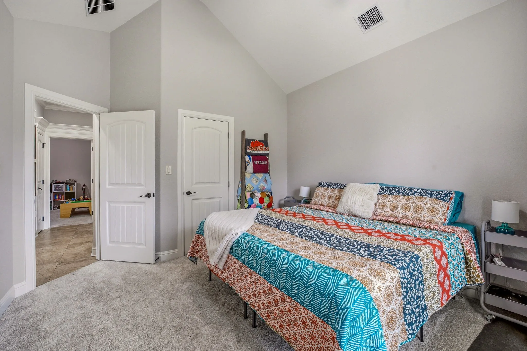 Single Family Residence For Sale in Erath County , 1035 Walking Horse Drive, Stephenville, Texas 76401, 4 Bedroom, 3 Bathroom, 2 Garage spaces, 2,306 Sqft, built in 2014, mls#21326870, Real Estate Agent in Stephenville, Homes For Sale in Erath county, Homes For Sale in Stephenville, Realtor in Stephenville Texas, Real Estate Brokerage Independent Realty Texas, Luminita Cordes Realtor