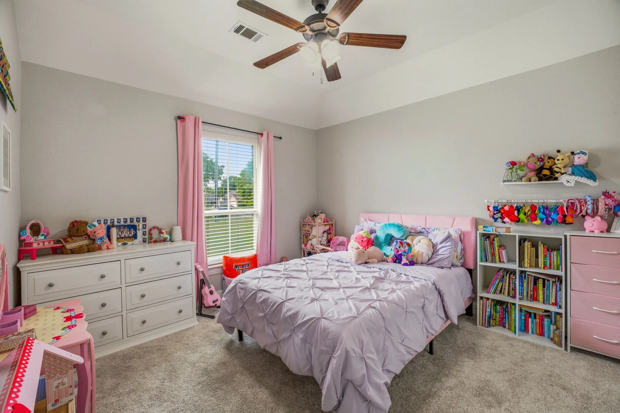 Single Family Residence For Sale in Erath County , 1035 Walking Horse Drive, Stephenville, Texas 76401, 4 Bedroom, 3 Bathroom, 2 Garage spaces, 2,306 Sqft, built in 2014, mls#21326870, Real Estate Agent in Stephenville, Homes For Sale in Erath county, Homes For Sale in Stephenville, Realtor in Stephenville Texas, Real Estate Brokerage Independent Realty Texas, Luminita Cordes Realtor