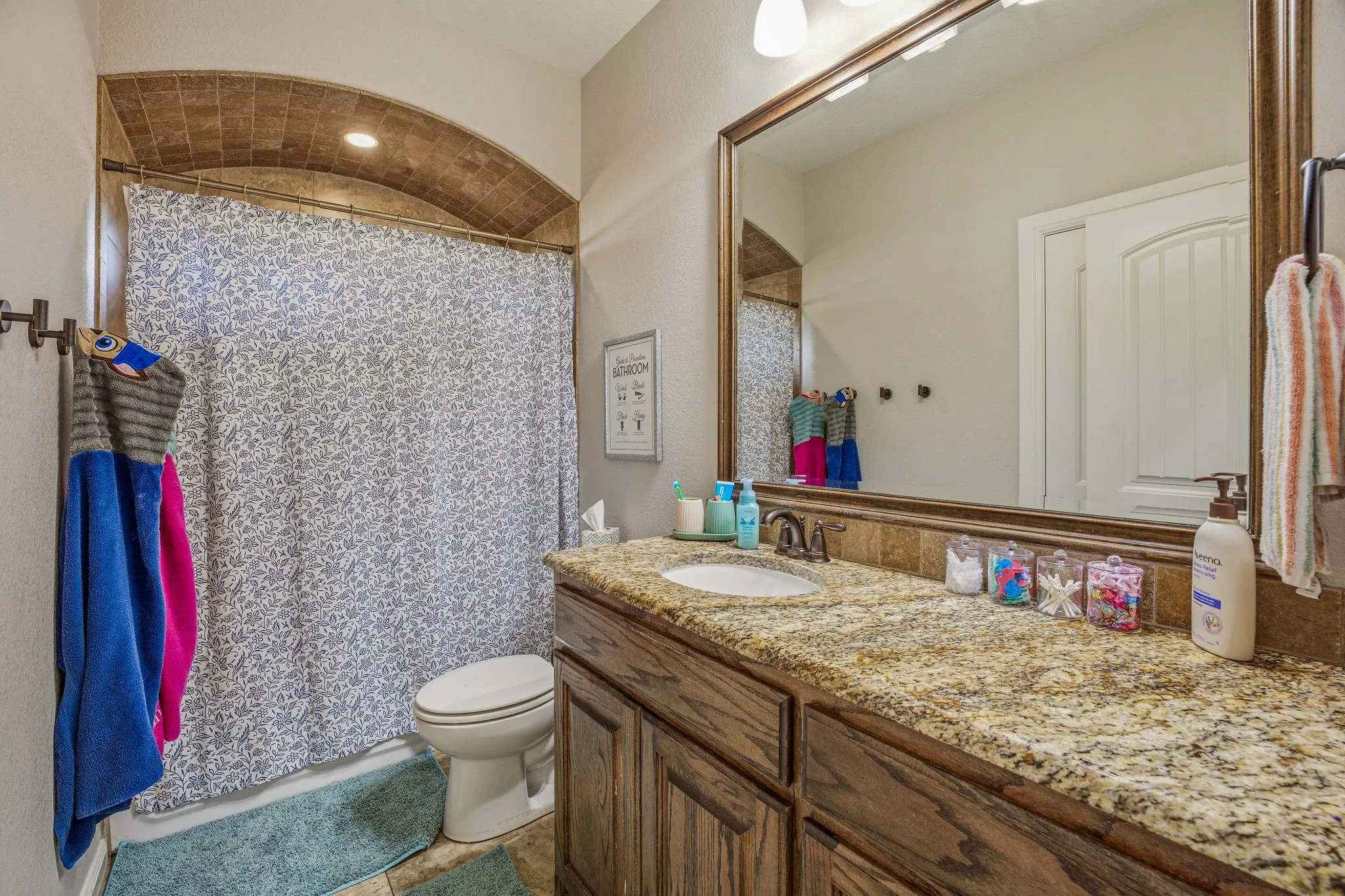 Single Family Residence For Sale in Erath County , 1035 Walking Horse Drive, Stephenville, Texas 76401, 4 Bedroom, 3 Bathroom, 2 Garage spaces, 2,306 Sqft, built in 2014, mls#21326870, Real Estate Agent in Stephenville, Homes For Sale in Erath county, Homes For Sale in Stephenville, Realtor in Stephenville Texas, Real Estate Brokerage Independent Realty Texas, Luminita Cordes Realtor