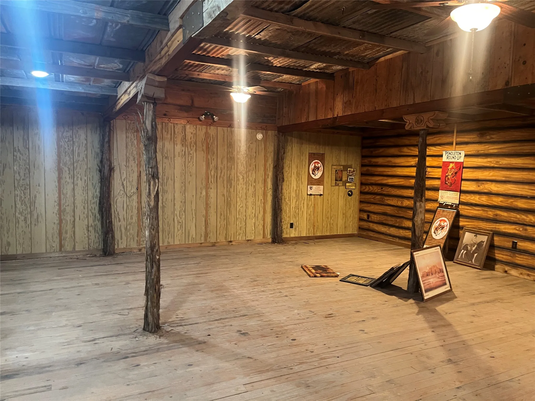 Retail For Sale in Hamilton County , 406 N Second Street, Hico, Texas 76457, 0, 0, Garage spaces, 0 Sqft, built in 1983, mls#21326917, Real Estate Agent in Hico, Homes For Sale in Hamilton county, Homes For Sale in Hico, Realtor in Hico Texas, Real Estate Brokerage Independent Realty Texas, Luminita Cordes Realtor