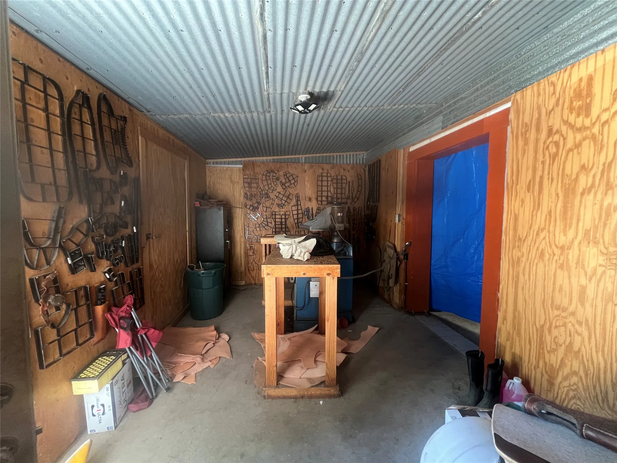 Retail For Sale in Hamilton County , 406 N Second Street, Hico, Texas 76457, 0, 0, Garage spaces, 0 Sqft, built in 1983, mls#21326917, Real Estate Agent in Hico, Homes For Sale in Hamilton county, Homes For Sale in Hico, Realtor in Hico Texas, Real Estate Brokerage Independent Realty Texas, Luminita Cordes Realtor