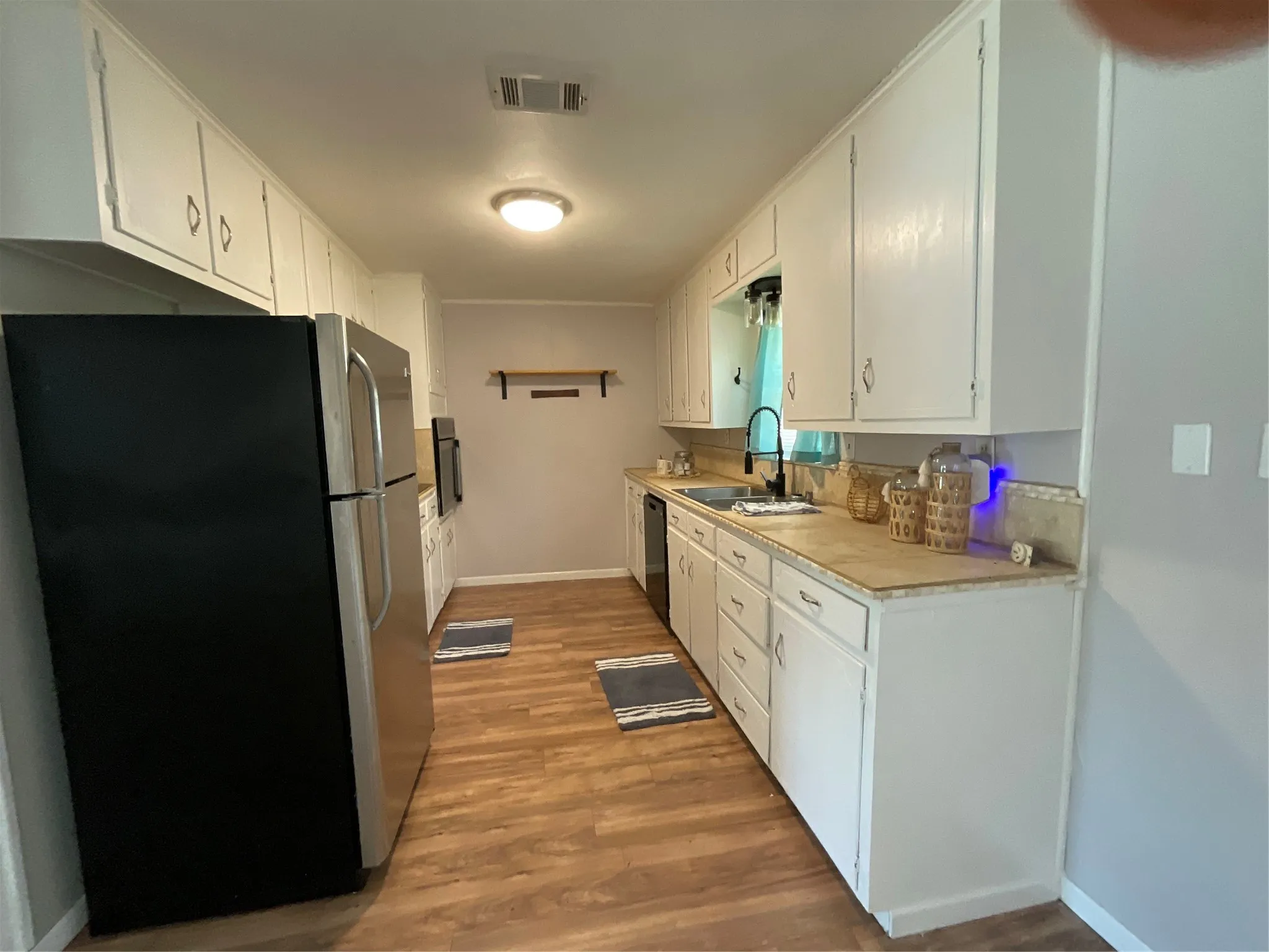 Single Family Residence For Sale in Bosque County , 253 County Road 1743, Clifton, Texas 76634, 2 Bedroom, 2 Bathroom, Garage spaces, 1,230 Sqft, built in 1970, mls#21312521, Real Estate Agent in Clifton, Homes For Sale in Bosque county, Homes For Sale in Clifton, Realtor in Clifton Texas, Real Estate Brokerage Independent Realty Texas, Luminita Cordes Realtor