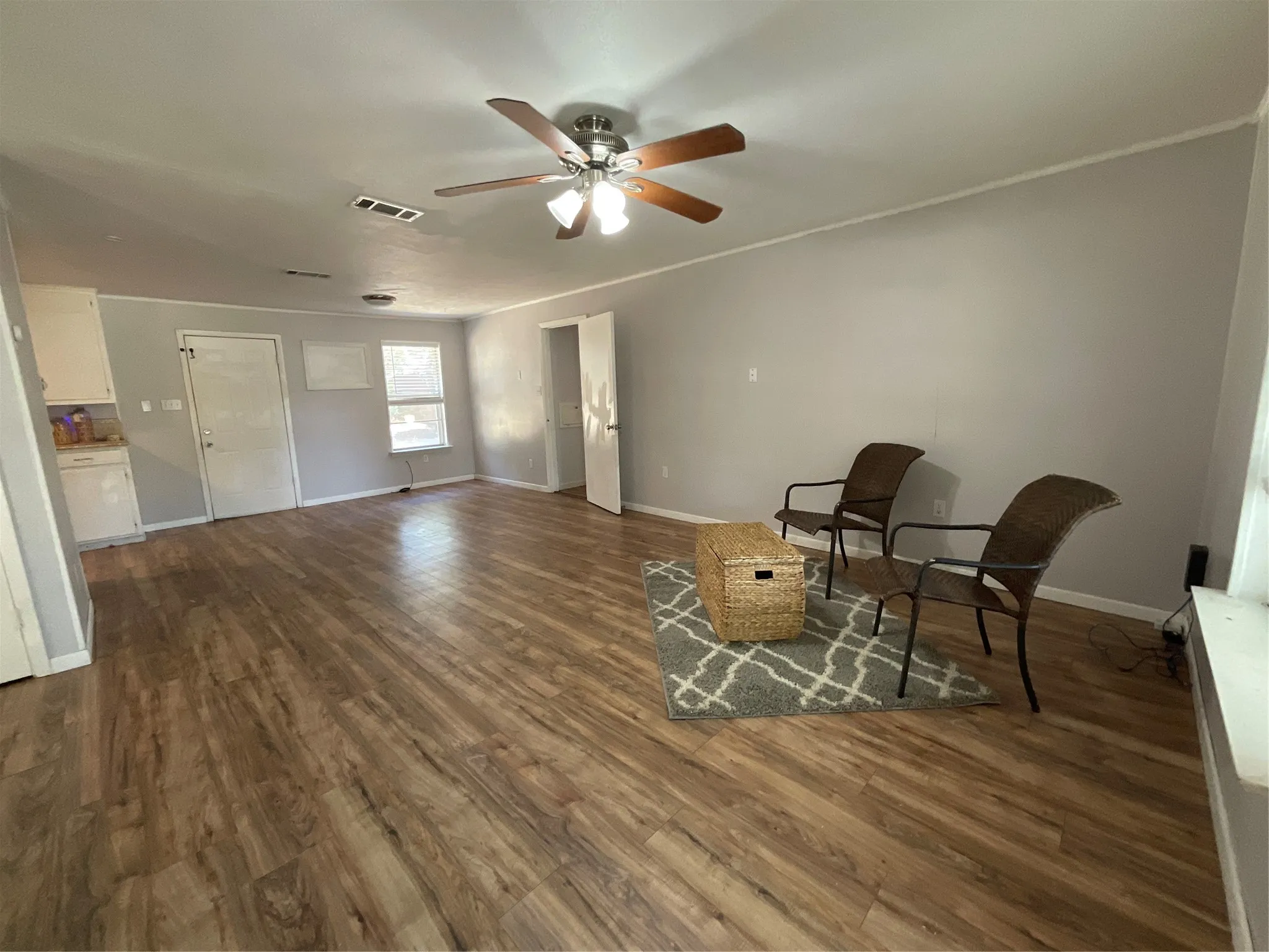 Single Family Residence For Sale in Bosque County , 253 County Road 1743, Clifton, Texas 76634, 2 Bedroom, 2 Bathroom, Garage spaces, 1,230 Sqft, built in 1970, mls#21312521, Real Estate Agent in Clifton, Homes For Sale in Bosque county, Homes For Sale in Clifton, Realtor in Clifton Texas, Real Estate Brokerage Independent Realty Texas, Luminita Cordes Realtor