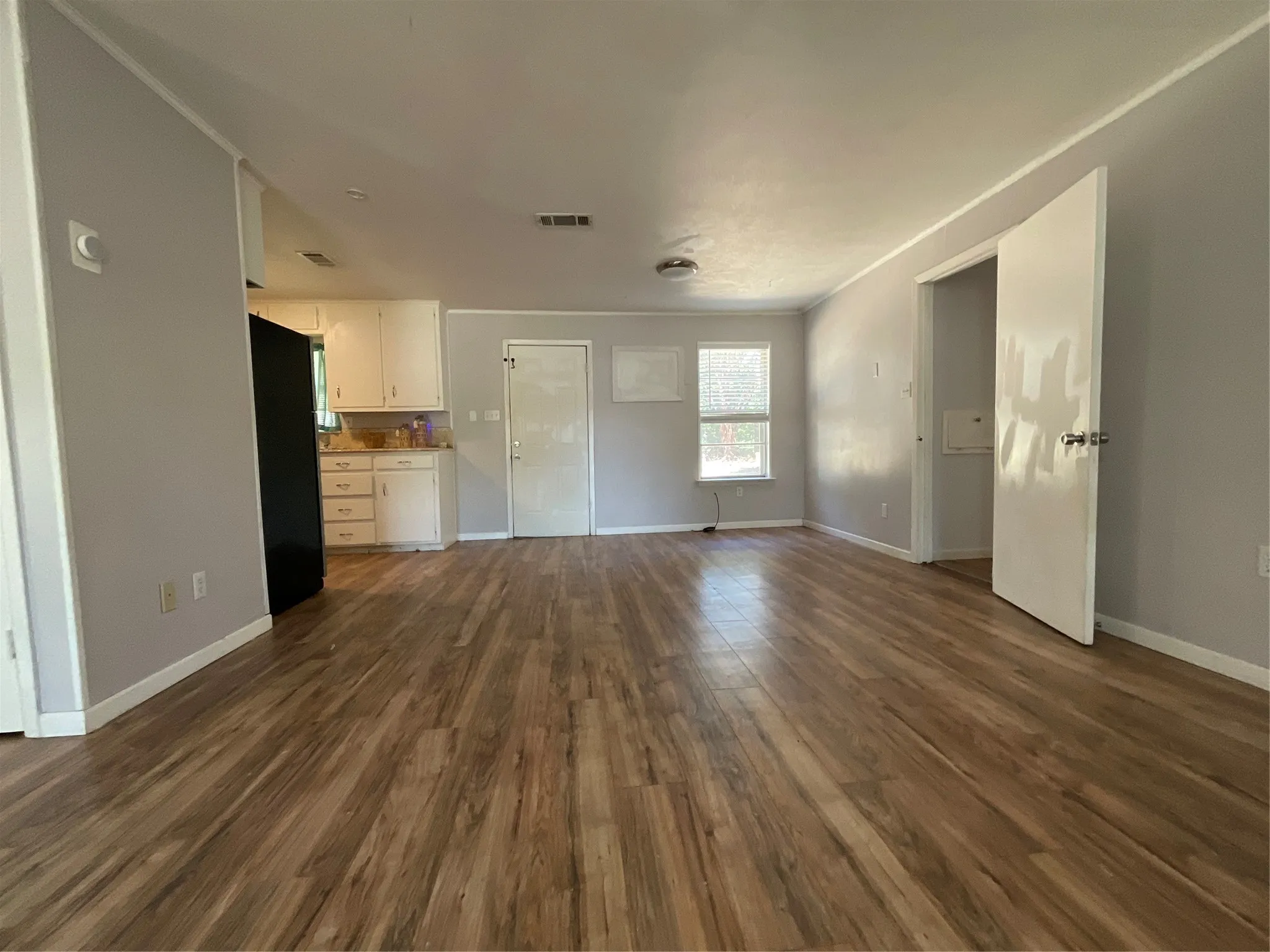 Single Family Residence For Sale in Bosque County , 253 County Road 1743, Clifton, Texas 76634, 2 Bedroom, 2 Bathroom, Garage spaces, 1,230 Sqft, built in 1970, mls#21312521, Real Estate Agent in Clifton, Homes For Sale in Bosque county, Homes For Sale in Clifton, Realtor in Clifton Texas, Real Estate Brokerage Independent Realty Texas, Luminita Cordes Realtor