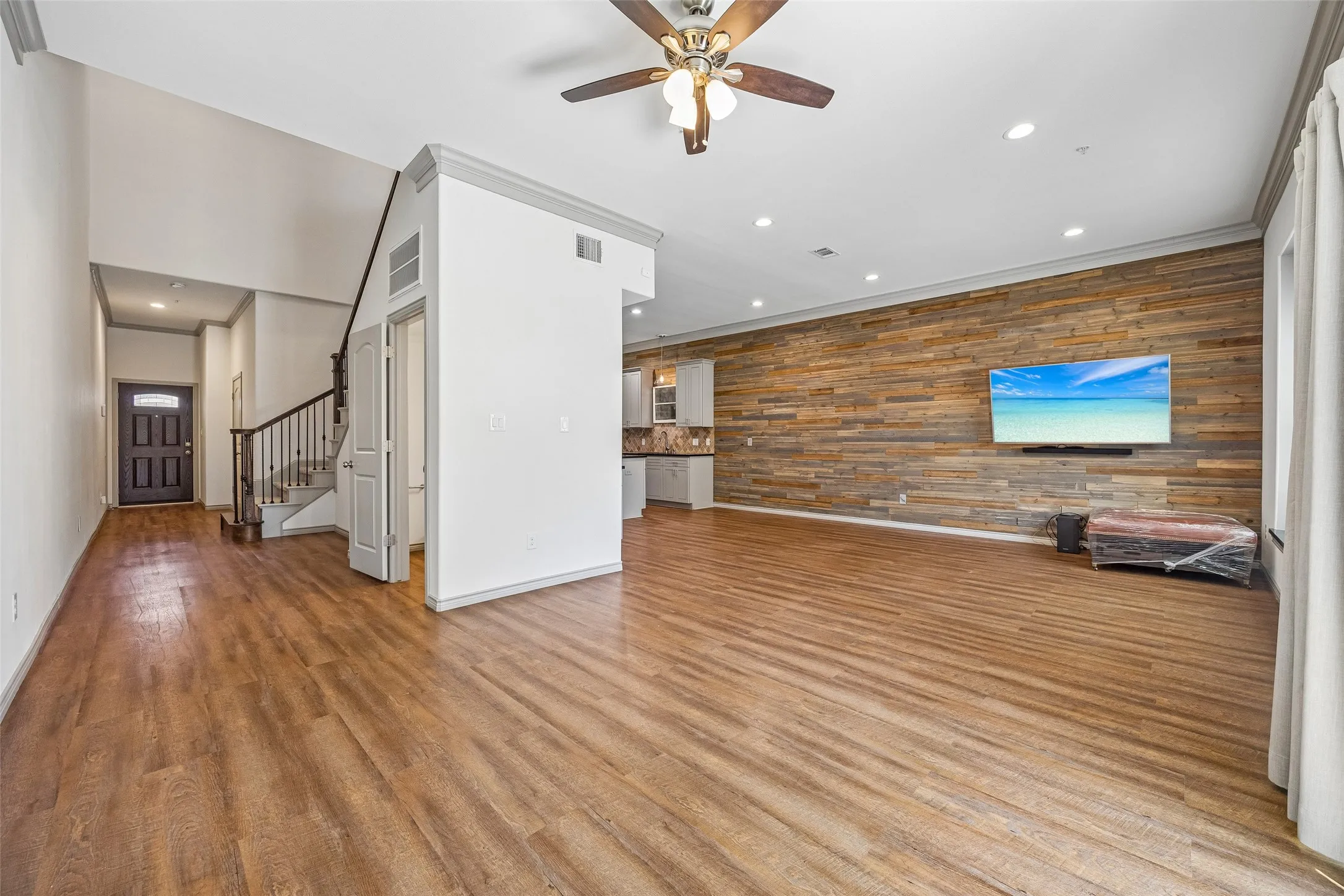 Condominium For Sale in Johnson County , 1325 Summerset Lane, Burleson, Texas 76028, 3 Bedroom, 3 Bathroom, 2 Garage spaces, 1,960 Sqft, built in 2018, mls#21325649, Real Estate Agent in Burleson, Homes For Sale in Johnson county, Homes For Sale in Burleson, Realtor in Burleson Texas, Real Estate Brokerage Independent Realty Texas, Luminita Cordes Realtor