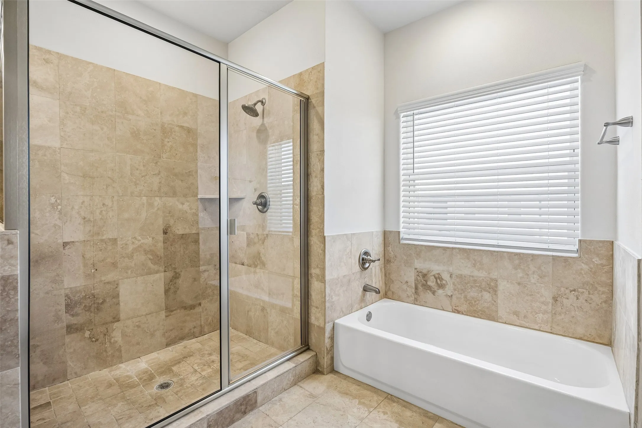 Condominium For Sale in Johnson County , 1325 Summerset Lane, Burleson, Texas 76028, 3 Bedroom, 3 Bathroom, 2 Garage spaces, 1,960 Sqft, built in 2018, mls#21325649, Real Estate Agent in Burleson, Homes For Sale in Johnson county, Homes For Sale in Burleson, Realtor in Burleson Texas, Real Estate Brokerage Independent Realty Texas, Luminita Cordes Realtor
