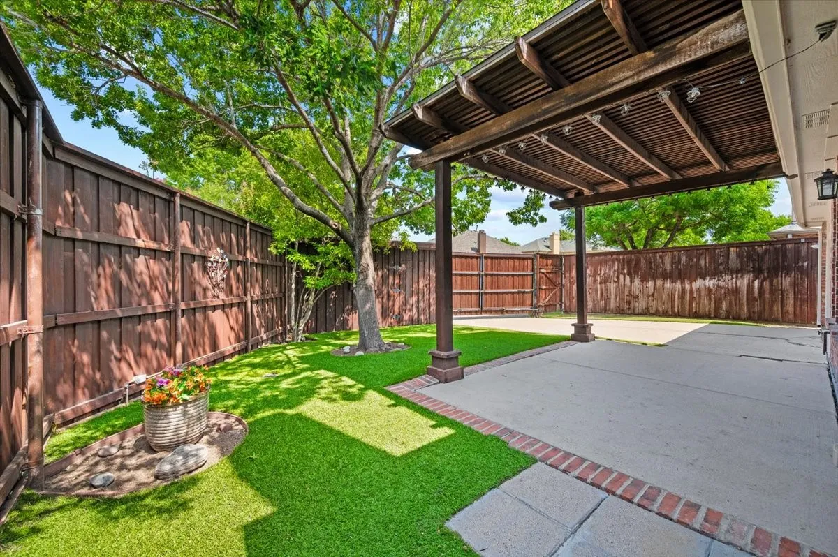 Single Family Residence For Sale in Dallas County , 536 Forest Hill Drive, Coppell, Texas 75019, 4 Bedroom, 3 Bathroom, 2 Garage spaces, 2,572 Sqft, built in 1998, mls#21326919, Real Estate Agent in Coppell, Homes For Sale in Dallas county, Homes For Sale in Coppell, Realtor in Coppell Texas, Real Estate Brokerage Independent Realty Texas, Luminita Cordes Realtor