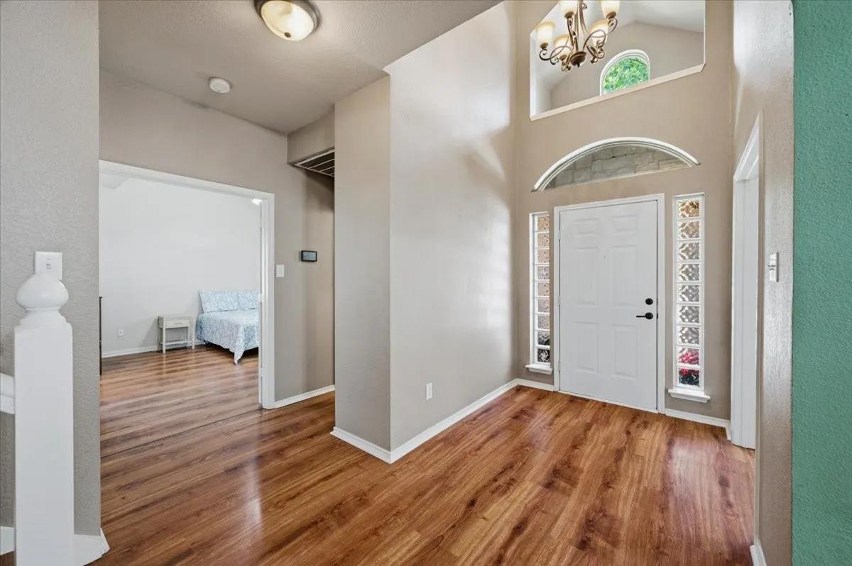 Single Family Residence For Sale in Dallas County , 536 Forest Hill Drive, Coppell, Texas 75019, 4 Bedroom, 3 Bathroom, 2 Garage spaces, 2,572 Sqft, built in 1998, mls#21326919, Real Estate Agent in Coppell, Homes For Sale in Dallas county, Homes For Sale in Coppell, Realtor in Coppell Texas, Real Estate Brokerage Independent Realty Texas, Luminita Cordes Realtor