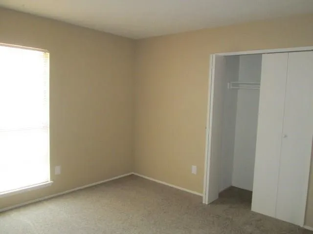 Single Family Residence For Sale in Tarrant County , 6329 Sunrise Drive, North Richland Hills, Texas 76182, 3 Bedroom, 2 Bathroom, 2 Garage spaces, 1,507 Sqft, built in 1979, mls#21326400, Real Estate Agent in North Richland Hills, Homes For Sale in Tarrant county, Homes For Sale in North Richland Hills, Realtor in North Richland Hills Texas, Real Estate Brokerage Independent Realty Texas, Luminita Cordes Realtor