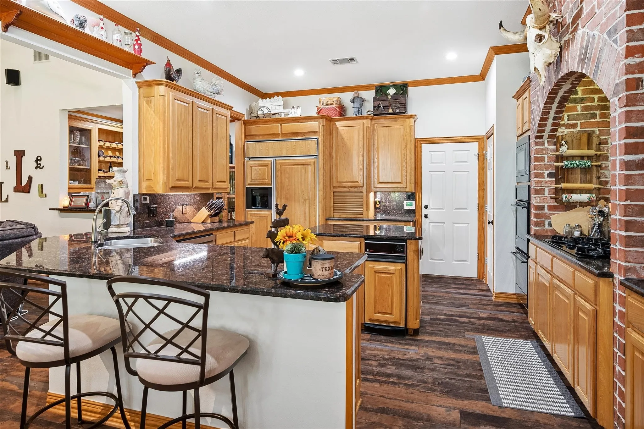 Single Family Residence For Sale in Denton County , 900 Coral Cove, Oak Point, Texas 75068, 6 Bedroom, 4 Bathroom, 3 Garage spaces, 4,816 Sqft, built in 1996, mls#21324974, Real Estate Agent in Oak Point, Homes For Sale in Denton county, Homes For Sale in Oak Point, Realtor in Oak Point Texas, Real Estate Brokerage Independent Realty Texas, Luminita Cordes Realtor