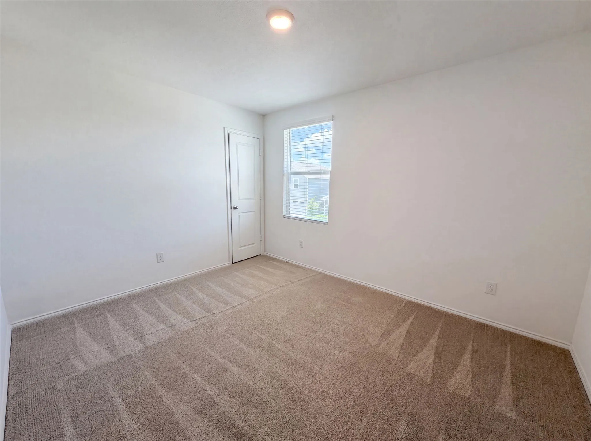 Single Family Residence For Sale in Dallas County , 2972 Audles Lane, Dallas, Texas 75212, 4 Bedroom, 3 Bathroom, 2 Garage spaces, 1,739 Sqft, built in 2023, mls#21326925, Real Estate Agent in Dallas, Homes For Sale in Dallas county, Homes For Sale in Dallas, Realtor in Dallas Texas, Real Estate Brokerage Independent Realty Texas, Luminita Cordes Realtor