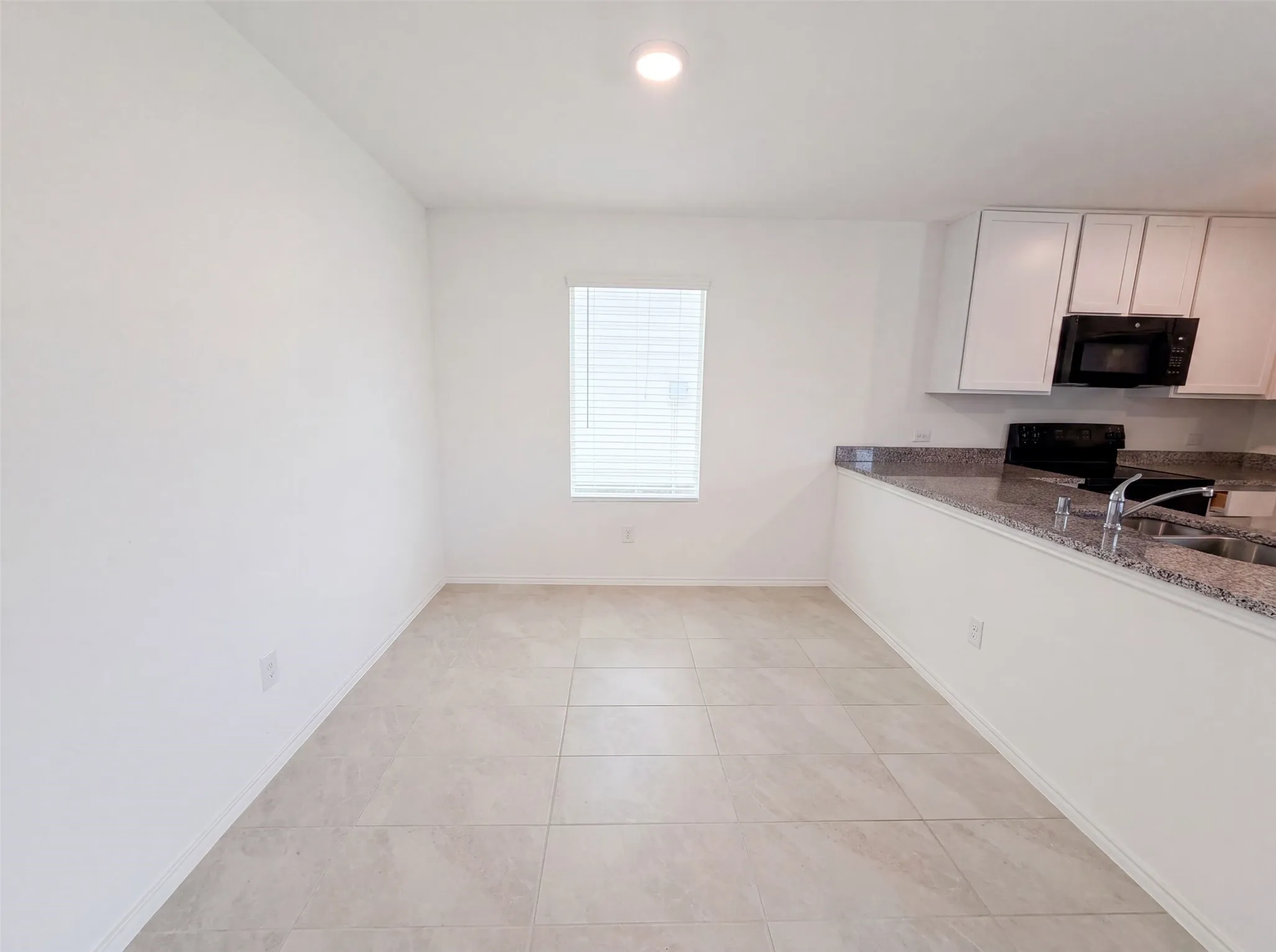 Single Family Residence For Sale in Dallas County , 2972 Audles Lane, Dallas, Texas 75212, 4 Bedroom, 3 Bathroom, 2 Garage spaces, 1,739 Sqft, built in 2023, mls#21326925, Real Estate Agent in Dallas, Homes For Sale in Dallas county, Homes For Sale in Dallas, Realtor in Dallas Texas, Real Estate Brokerage Independent Realty Texas, Luminita Cordes Realtor