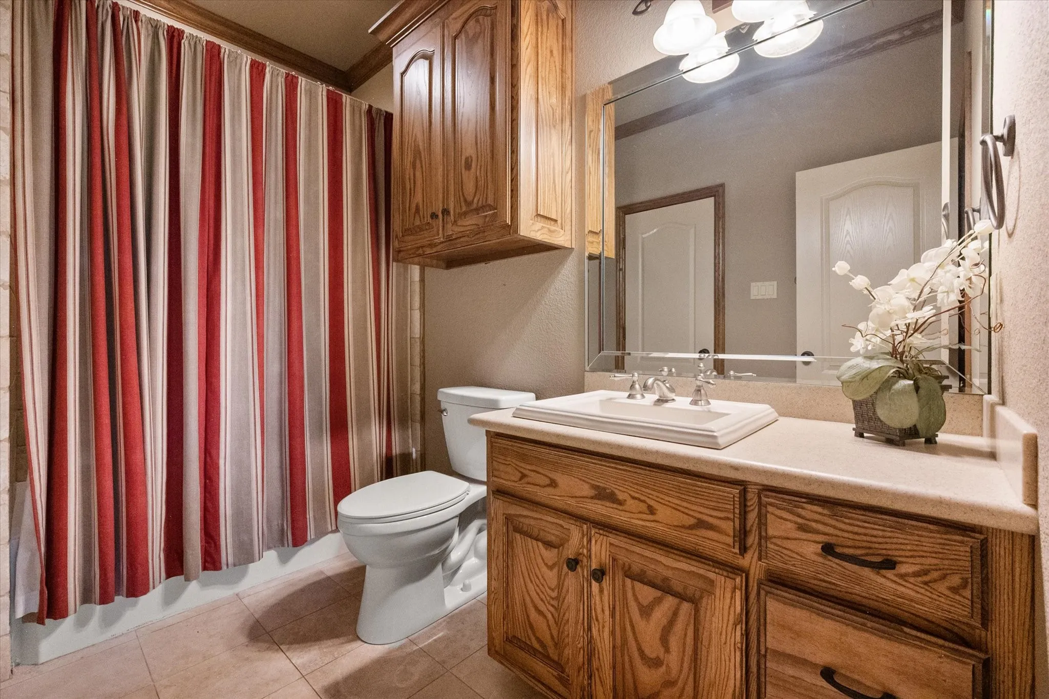 Single Family Residence For Sale in Tarrant County , 1019 Walnut Falls Circle, Mansfield, Texas 76063, 4 Bedroom, 5 Bathroom, 2 Garage spaces, 4,571 Sqft, built in 2000, mls#21325077, Real Estate Agent in Mansfield, Homes For Sale in Tarrant county, Homes For Sale in Mansfield, Realtor in Mansfield Texas, Real Estate Brokerage Independent Realty Texas, Luminita Cordes Realtor