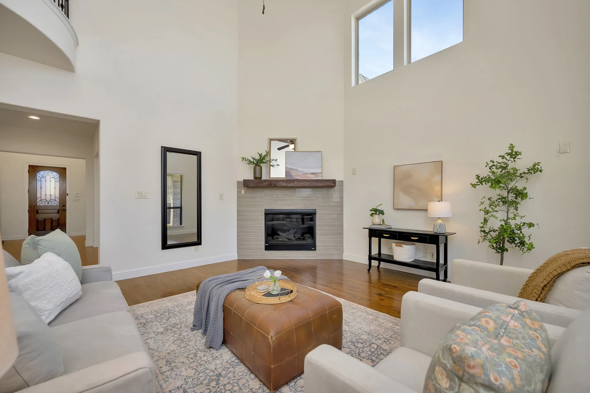 Single Family Residence For Sale in Denton County , 1052 Highpoint Way, Roanoke, Texas 76262, 4 Bedroom, 3 Bathroom, 3 Garage spaces, 3,491 Sqft, built in 2017, mls#21326508, Real Estate Agent in Roanoke, Homes For Sale in Denton county, Homes For Sale in Roanoke, Realtor in Roanoke Texas, Real Estate Brokerage Independent Realty Texas, Luminita Cordes Realtor