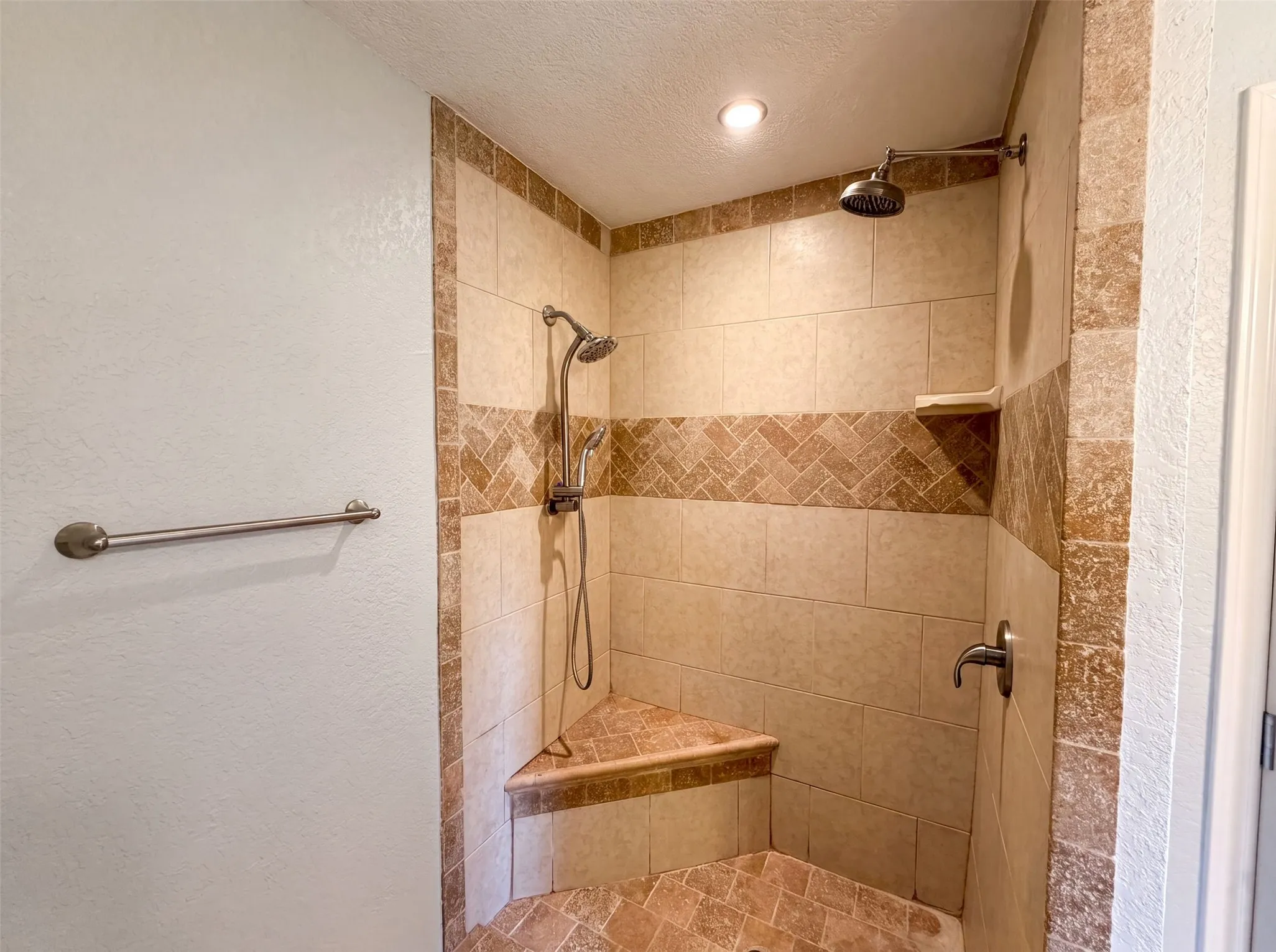 Single Family Residence For Sale in Montague County , 502 Jennings Street, Nocona, Texas 76255, 3 Bedroom, 2 Bathroom, Garage spaces, 1,225 Sqft, built in 1984, mls#21326945, Real Estate Agent in Nocona, Homes For Sale in Montague county, Homes For Sale in Nocona, Realtor in Nocona Texas, Real Estate Brokerage Independent Realty Texas, Luminita Cordes Realtor