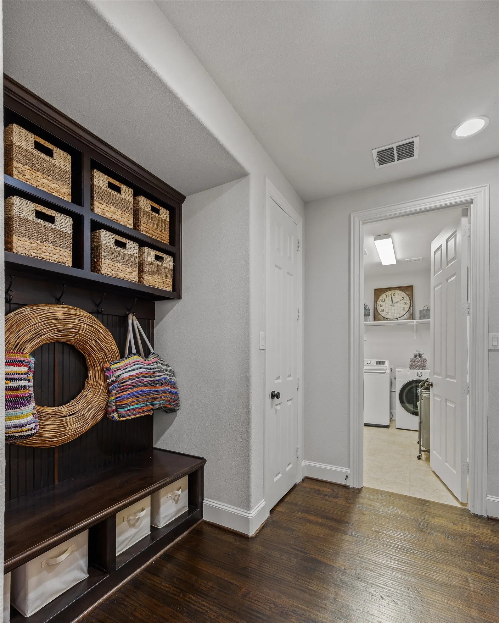 Single Family Residence For Rent in Collin County , 309 Longhorn Drive, Mc Kinney, Texas 75071, 4 Bedroom, 4 Bathroom, 2 Garage spaces, 3,990 Sqft, built in 2013, mls#21323181, Real Estate Agent in Mc Kinney, Homes For Rent in Collin county, Homes For Rent in Mc Kinney, Realtor in Mc Kinney Texas, Real Estate Brokerage Independent Realty Texas, Luminita Cordes Realtor