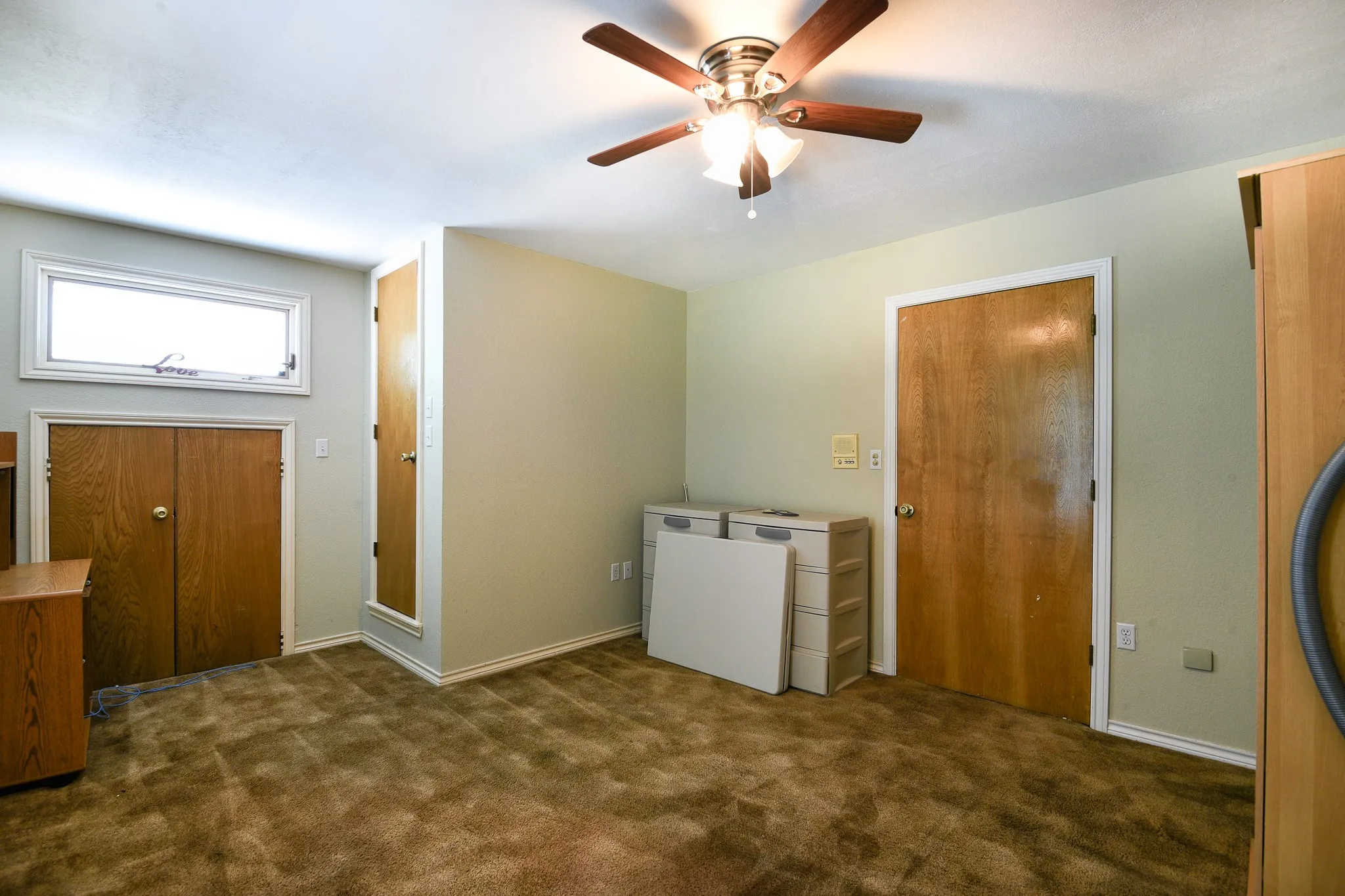 Single Family Residence For Sale in Dallas County , 1027 Sherman Drive, Cedar Hill, Texas 75104, 4 Bedroom, 3 Bathroom, 2 Garage spaces, 3,844 Sqft, built in 1984, mls#21326720, Real Estate Agent in Cedar Hill, Homes For Sale in Dallas county, Homes For Sale in Cedar Hill, Realtor in Cedar Hill Texas, Real Estate Brokerage Independent Realty Texas, Luminita Cordes Realtor