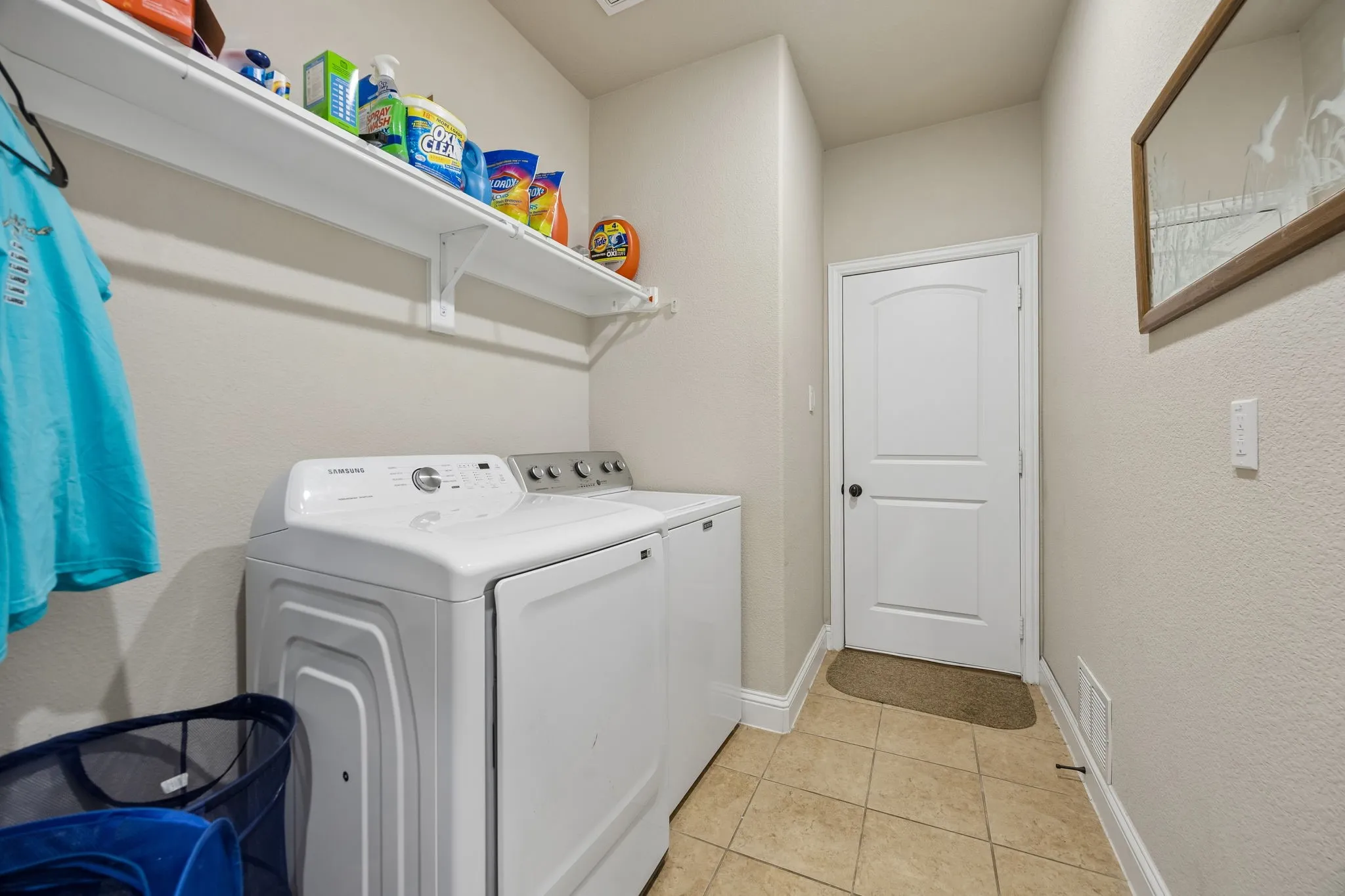 Single Family Residence For Sale in Kaufman County , 333 Pecos Drive, Crandall, Texas 75114, 4 Bedroom, 2 Bathroom, 2 Garage spaces, 1,894 Sqft, built in 2018, mls#21324293, Real Estate Agent in Crandall, Homes For Sale in Kaufman county, Homes For Sale in Crandall, Realtor in Crandall Texas, Real Estate Brokerage Independent Realty Texas, Luminita Cordes Realtor