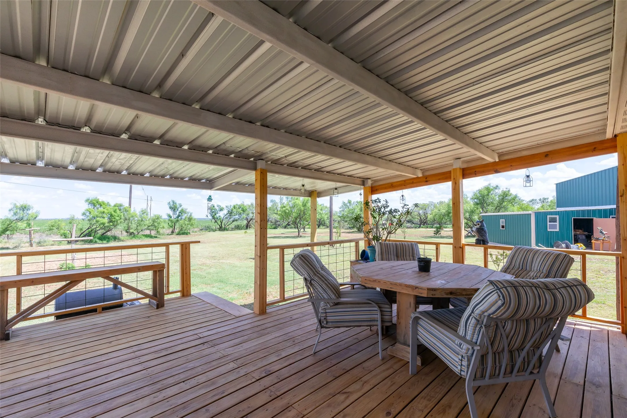 Manufactured Home For Sale in Taylor County , 7167 Spinks Road, Abilene, Texas 79603, 4 Bedroom, 2 Bathroom, Garage spaces, 1,680 Sqft, built in 2009, mls#21323108, Real Estate Agent in Abilene, Homes For Sale in Taylor county, Homes For Sale in Abilene, Realtor in Abilene Texas, Real Estate Brokerage Independent Realty Texas, Luminita Cordes Realtor