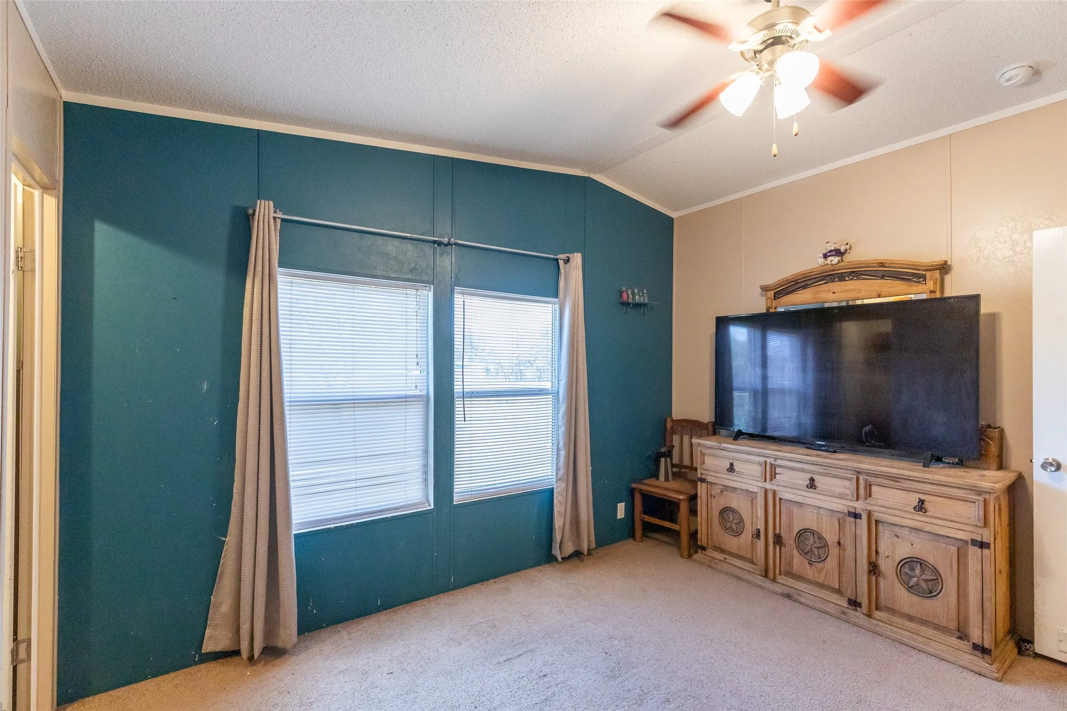 Manufactured Home For Sale in Taylor County , 7167 Spinks Road, Abilene, Texas 79603, 4 Bedroom, 2 Bathroom, Garage spaces, 1,680 Sqft, built in 2009, mls#21323108, Real Estate Agent in Abilene, Homes For Sale in Taylor county, Homes For Sale in Abilene, Realtor in Abilene Texas, Real Estate Brokerage Independent Realty Texas, Luminita Cordes Realtor