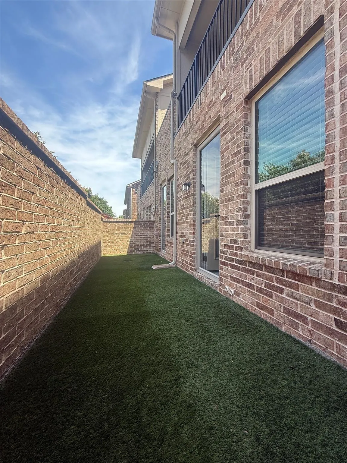 Townhouse For Rent in Denton County , 4229 Colton Drive, Carrollton, Texas 75010, 3 Bedrooms, 4 Bathrooms, 2 Garage spaces, 2,296 Sqft, built in 2016, Price $3,675, mls#21325059, Real Estate Agent in Carrollton, Homes For Rent in Denton county, Homes For Rent in Carrollton, Realtor in Carrollton Texas, Real Estate Brokerage Independent Realty Texas, Luminita Cordes Realtor