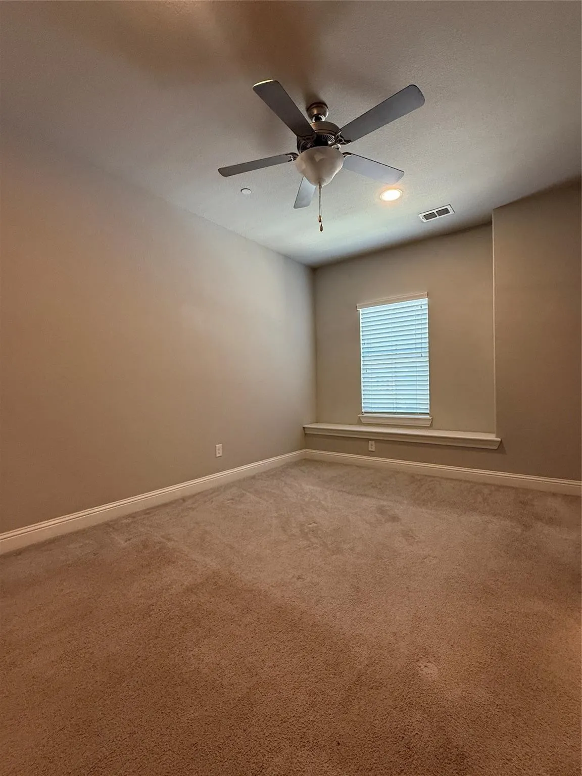 Townhouse For Rent in Denton County , 4229 Colton Drive, Carrollton, Texas 75010, 3 Bedrooms, 4 Bathrooms, 2 Garage spaces, 2,296 Sqft, built in 2016, Price $3,675, mls#21325059, Real Estate Agent in Carrollton, Homes For Rent in Denton county, Homes For Rent in Carrollton, Realtor in Carrollton Texas, Real Estate Brokerage Independent Realty Texas, Luminita Cordes Realtor