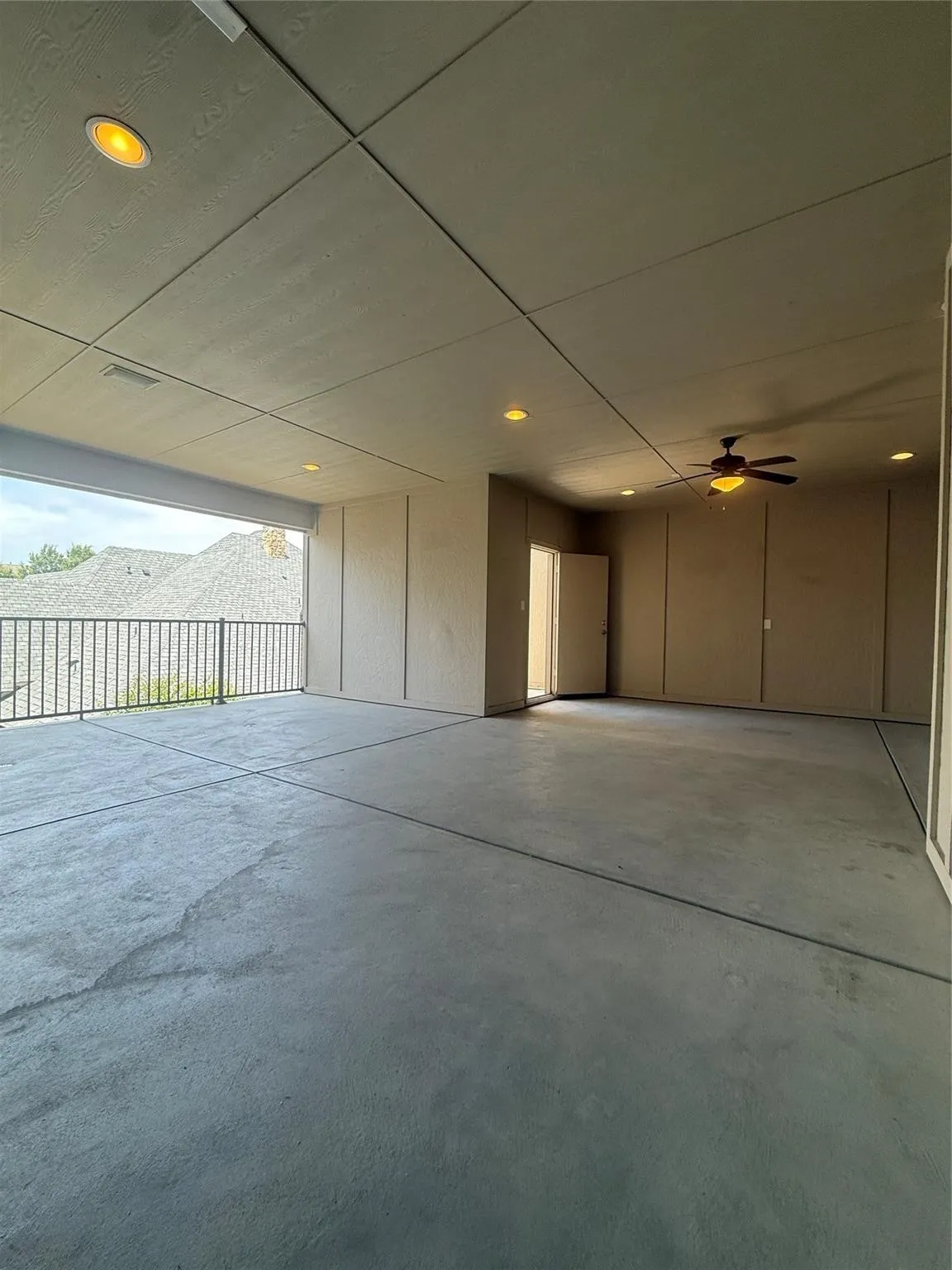 Townhouse For Rent in Denton County , 4229 Colton Drive, Carrollton, Texas 75010, 3 Bedrooms, 4 Bathrooms, 2 Garage spaces, 2,296 Sqft, built in 2016, Price $3,675, mls#21325059, Real Estate Agent in Carrollton, Homes For Rent in Denton county, Homes For Rent in Carrollton, Realtor in Carrollton Texas, Real Estate Brokerage Independent Realty Texas, Luminita Cordes Realtor